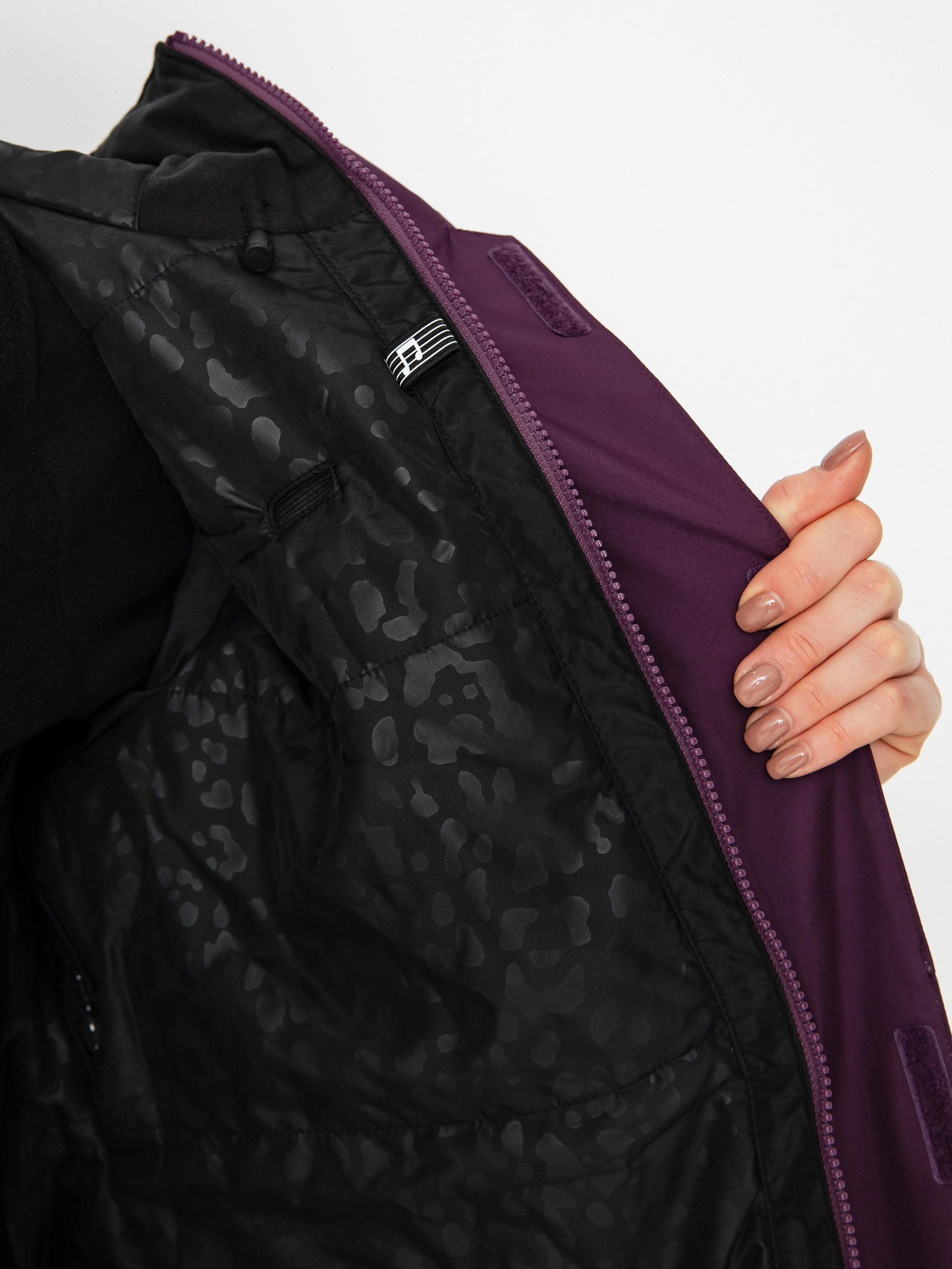 Жіноча Сноубордична куртка Volcom V.Co Aris Ins Gore (blackberry)