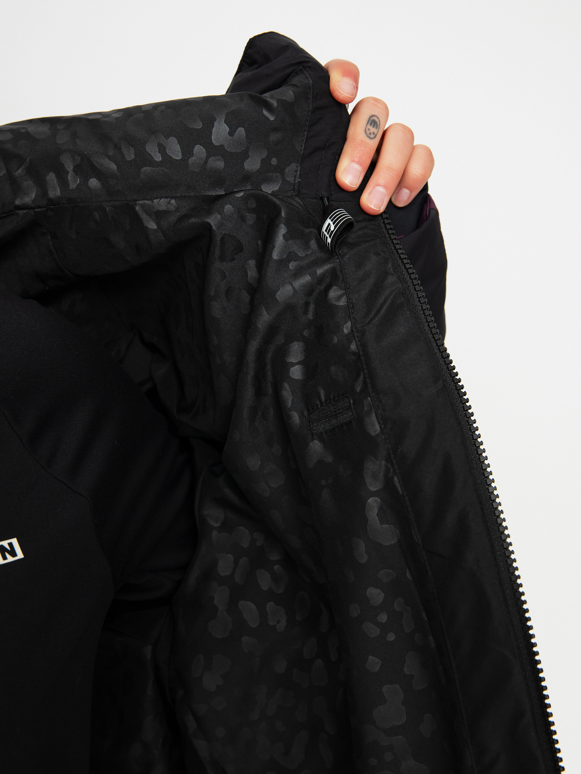 Жіноча Сноубордична куртка Volcom Puffleup (blackberry)