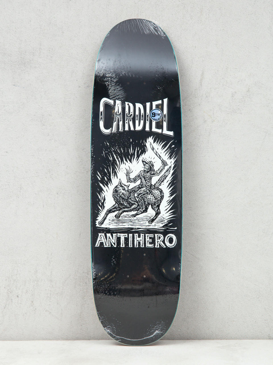 Декa Antihero Cardiel Mezcarelo (black/white)