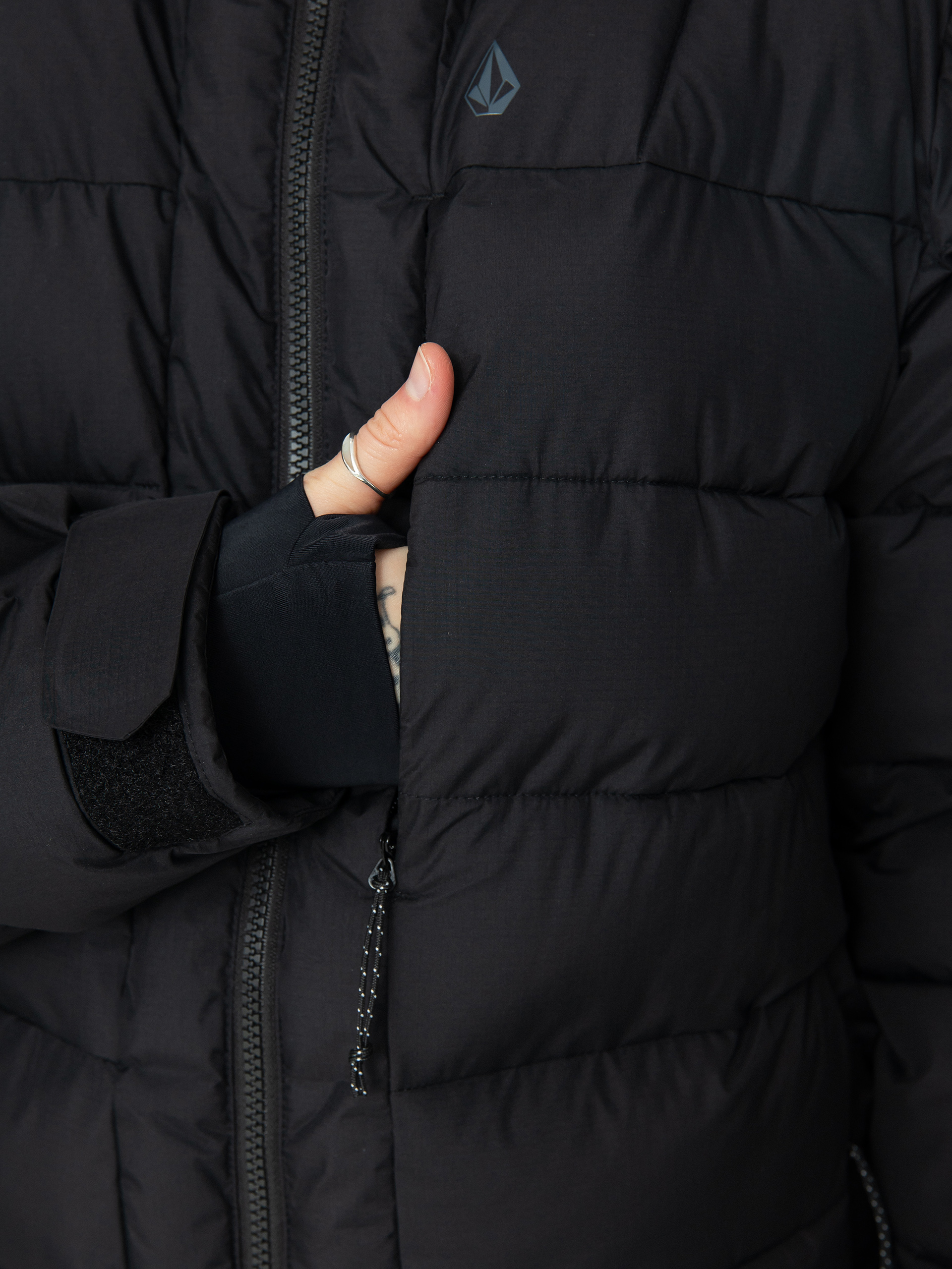 Жіноча Сноубордична куртка Volcom Puffleup (black)