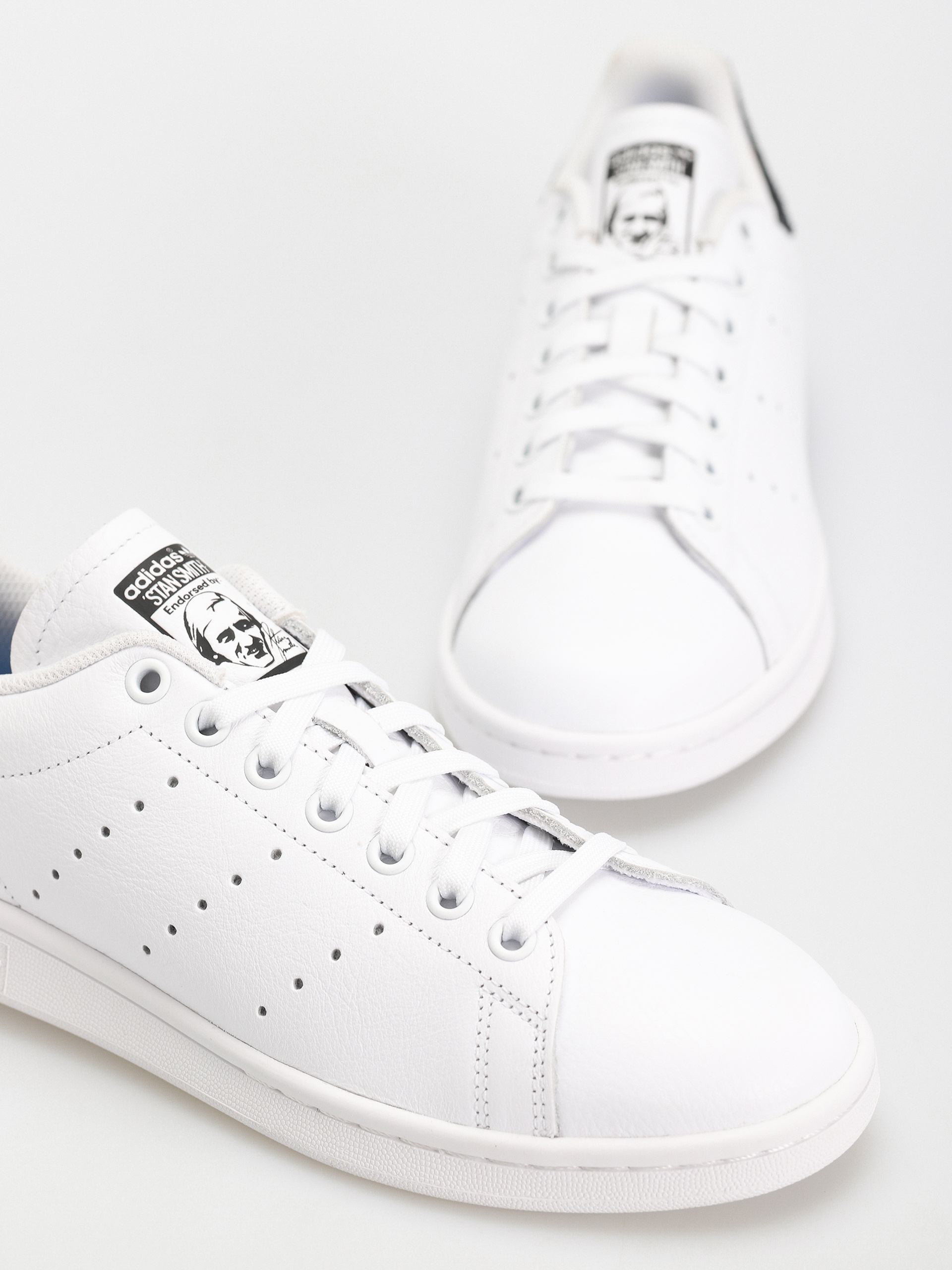 Взуття adidas Stan Smith ADV (ftwwht/cblack/ftwwht)