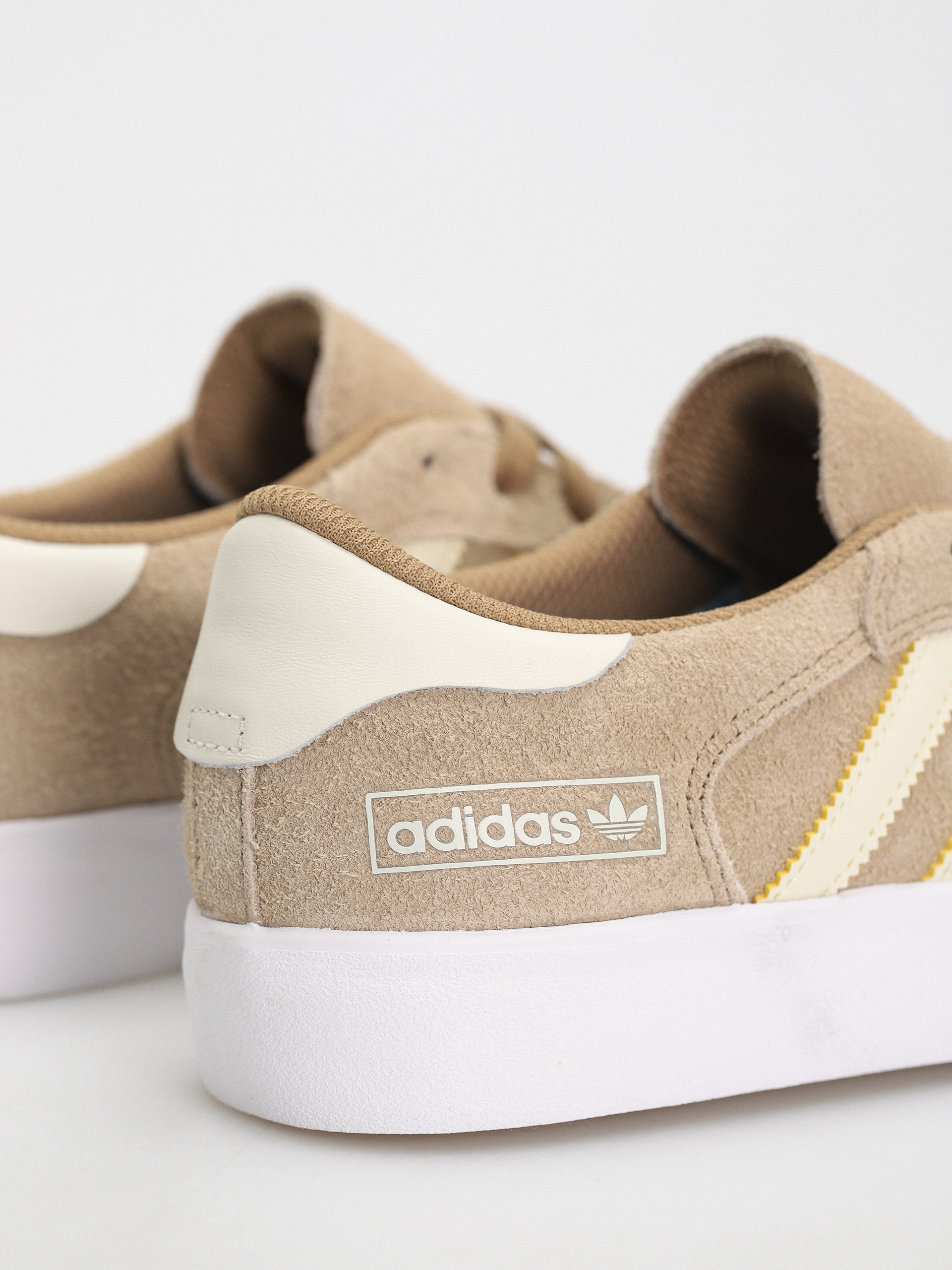 Взуття adidas Matchbreak Super (cardbo/ivory/ftwwht)
