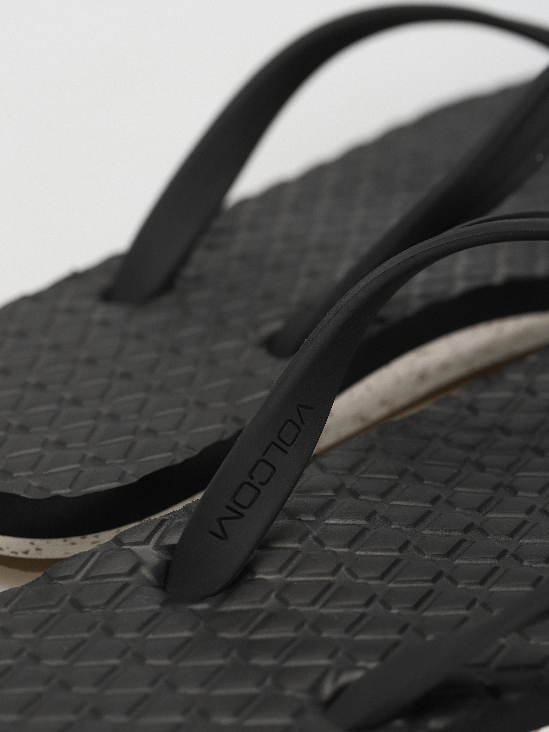 В‘єтнамки Volcom Eco Concourse Wmn (black white)