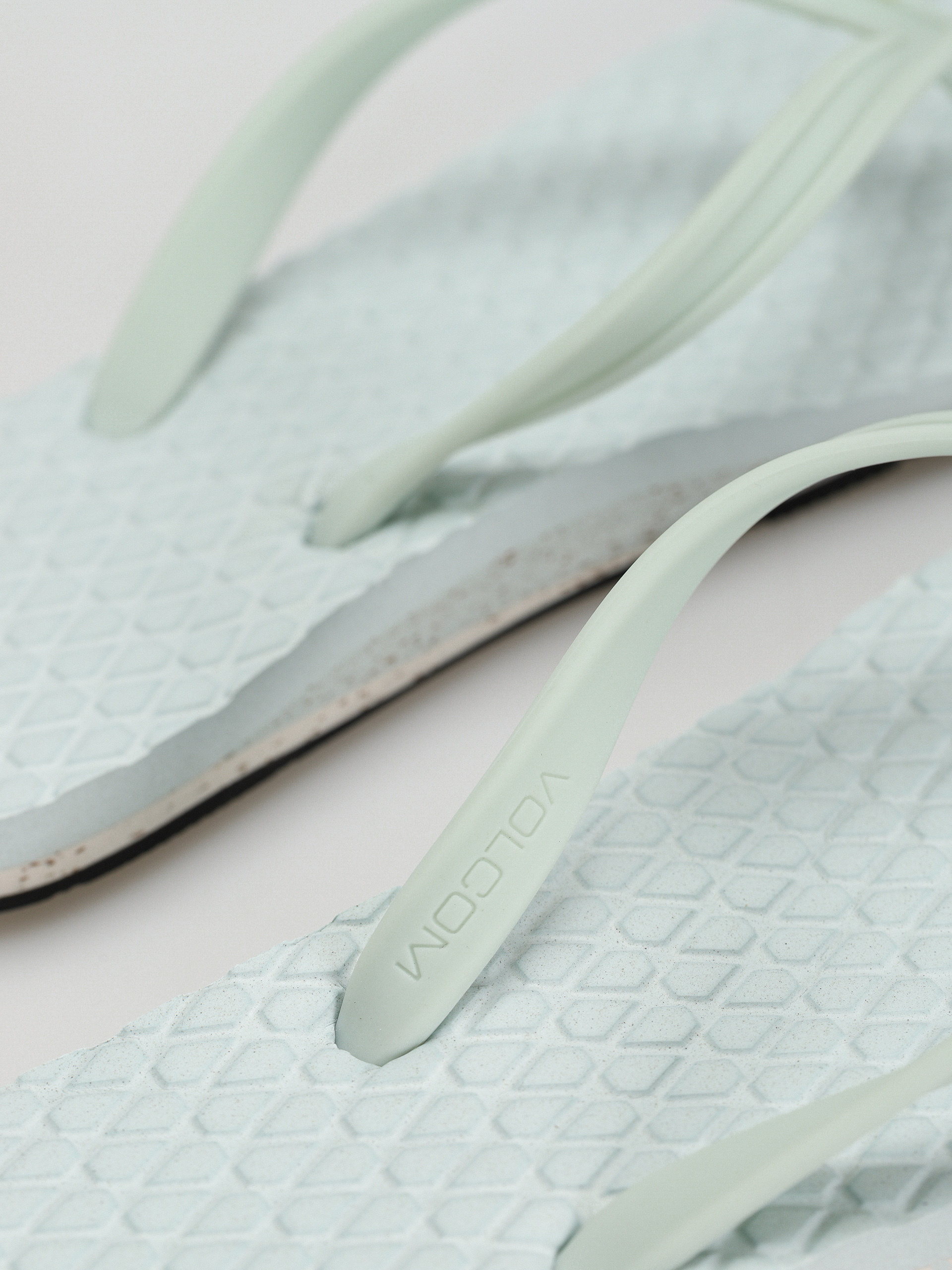 В‘єтнамки Volcom Eco Concourse Wmn (chlorine)