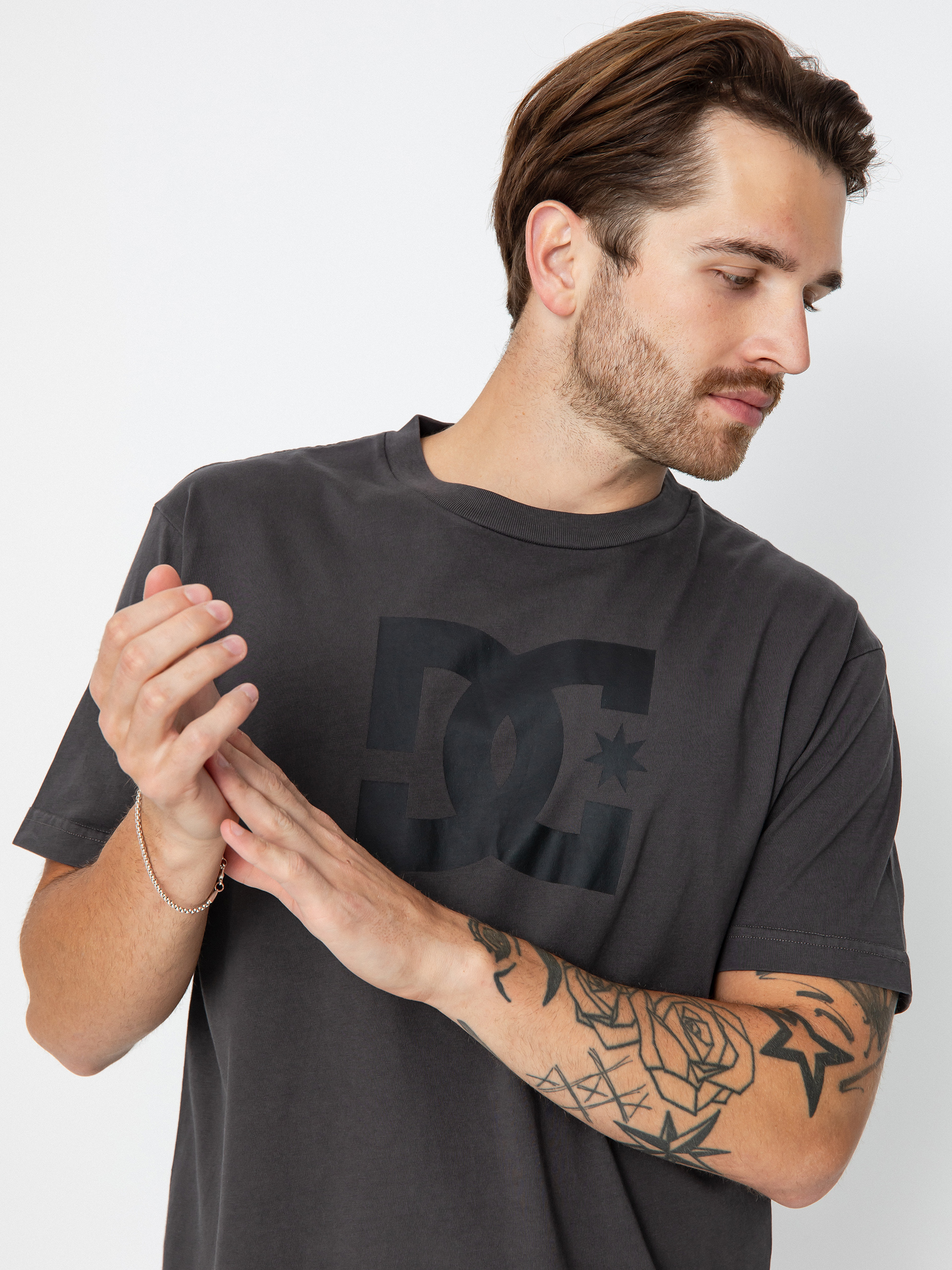 Футболка DC Dc Star Pigment Dye (black enzyme wash)