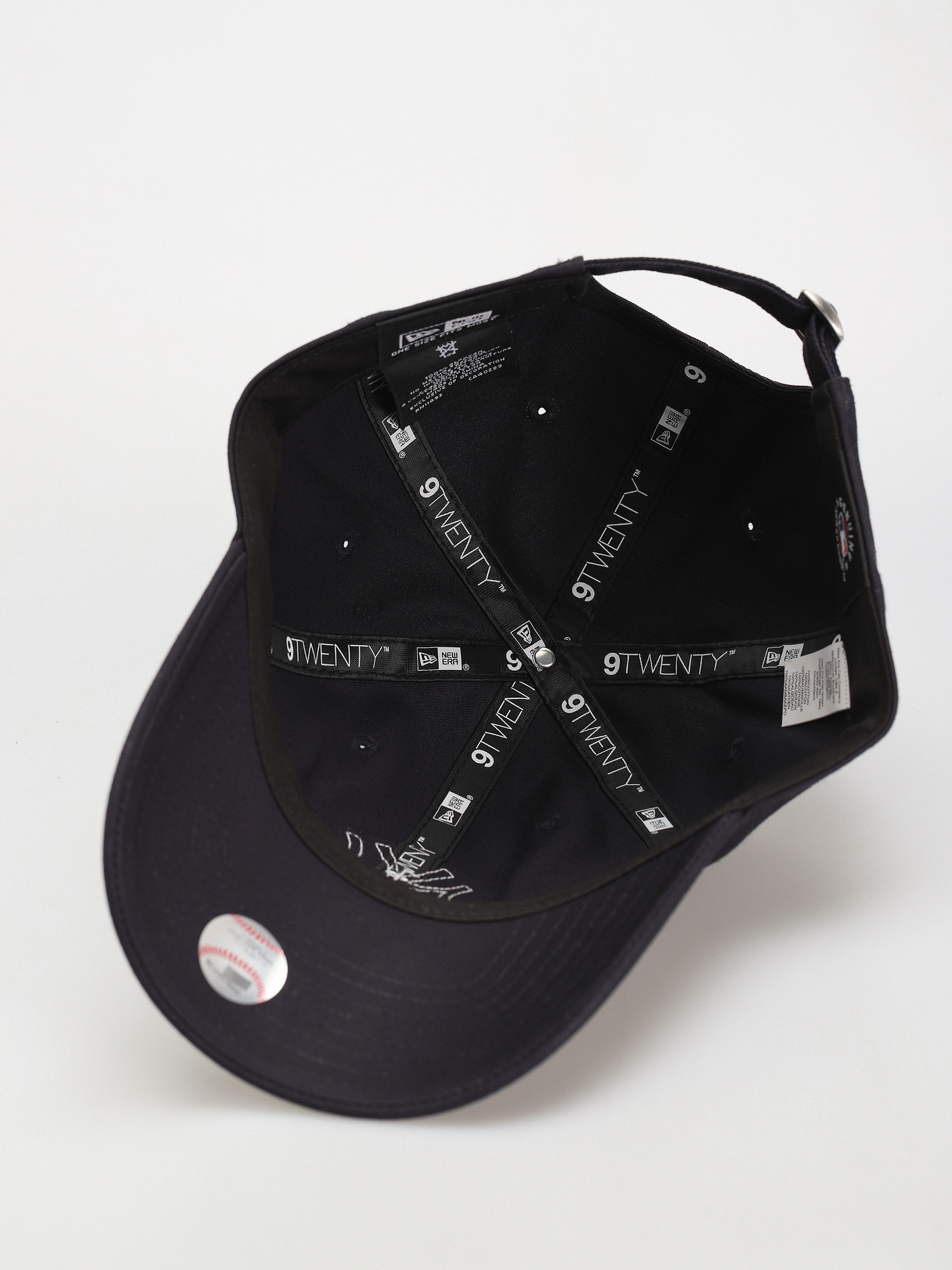Кепка New Era Boucle 9Twenty New York Yankees (navy)