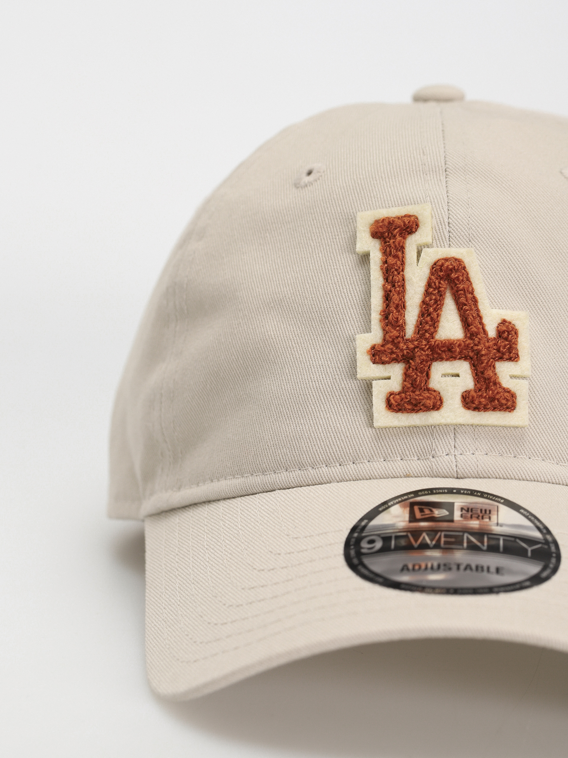 Кепка New Era Boucle 9Twenty Los Angeles Dodgers (stone)