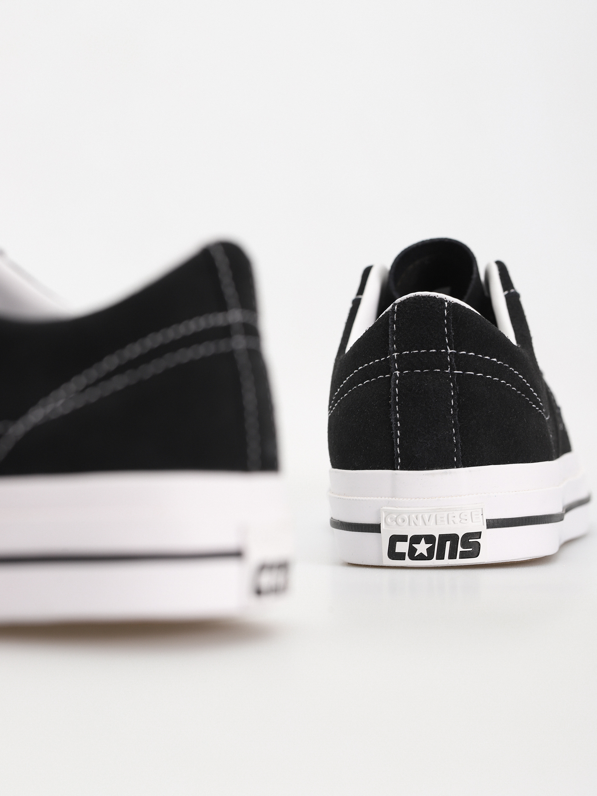 Взуття Converse One Star Pro TN+ (black)