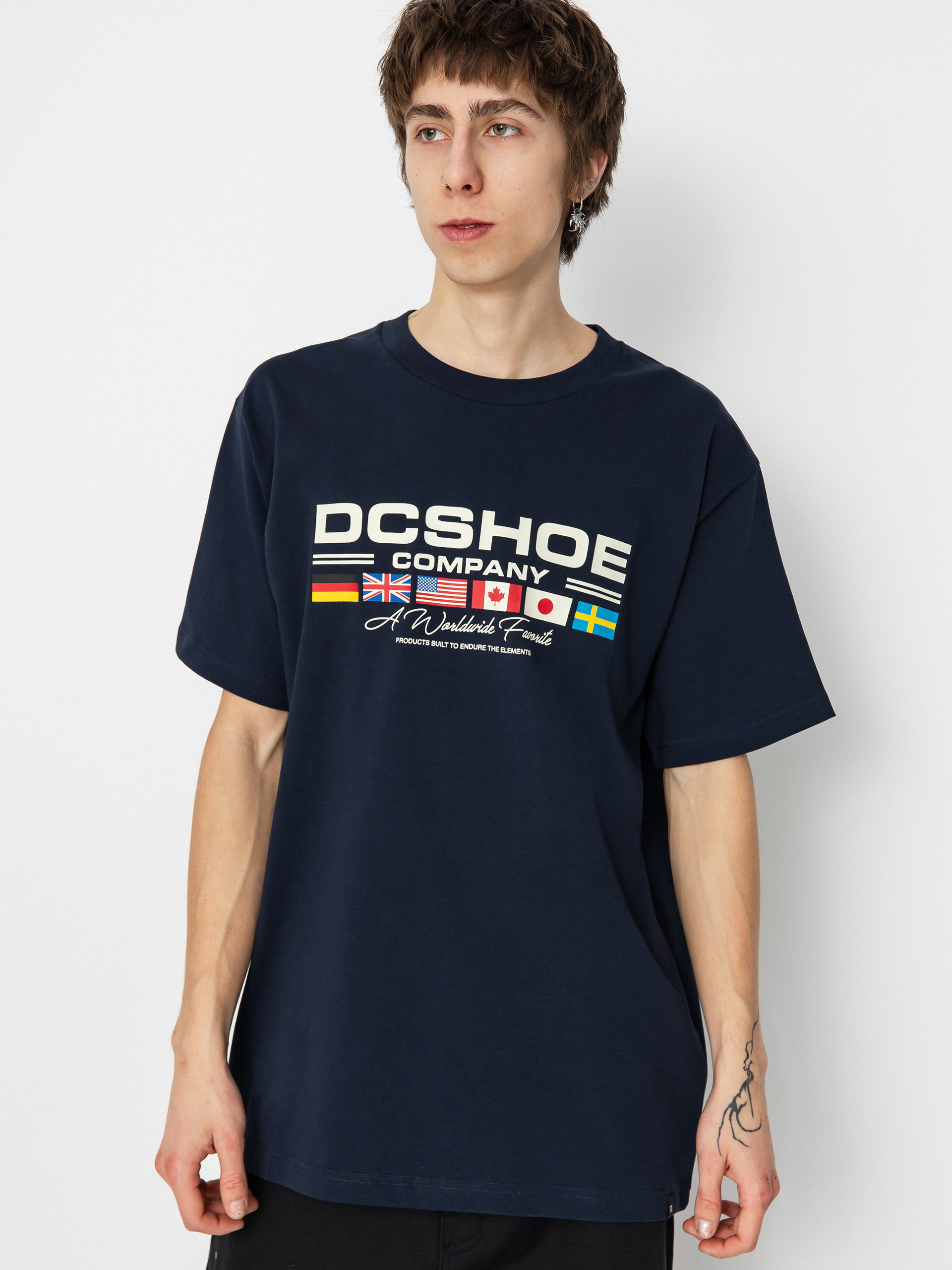 Футболка DC Worldwide