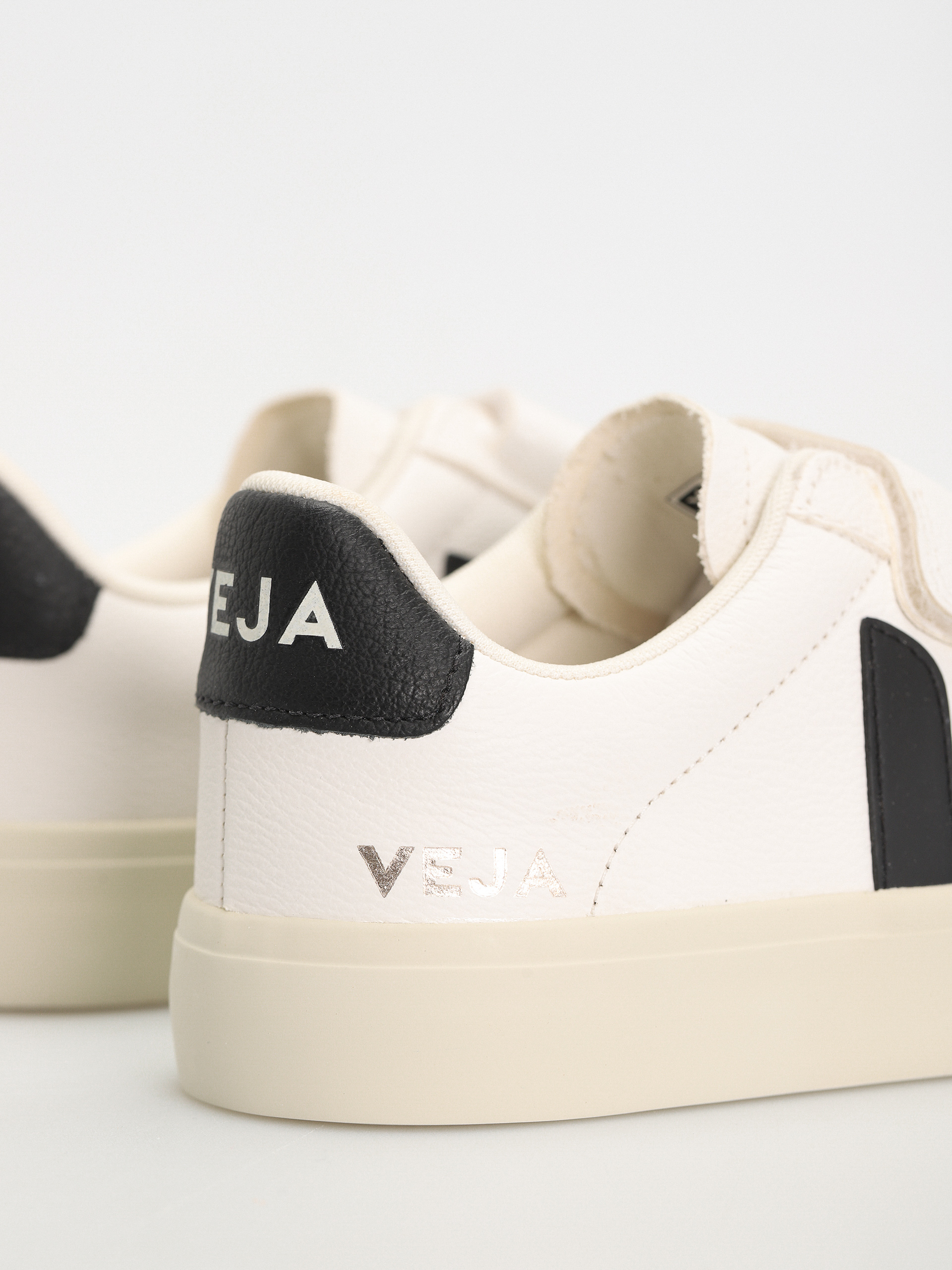 Взуття Veja Recife Logo Wmn (extra white black)