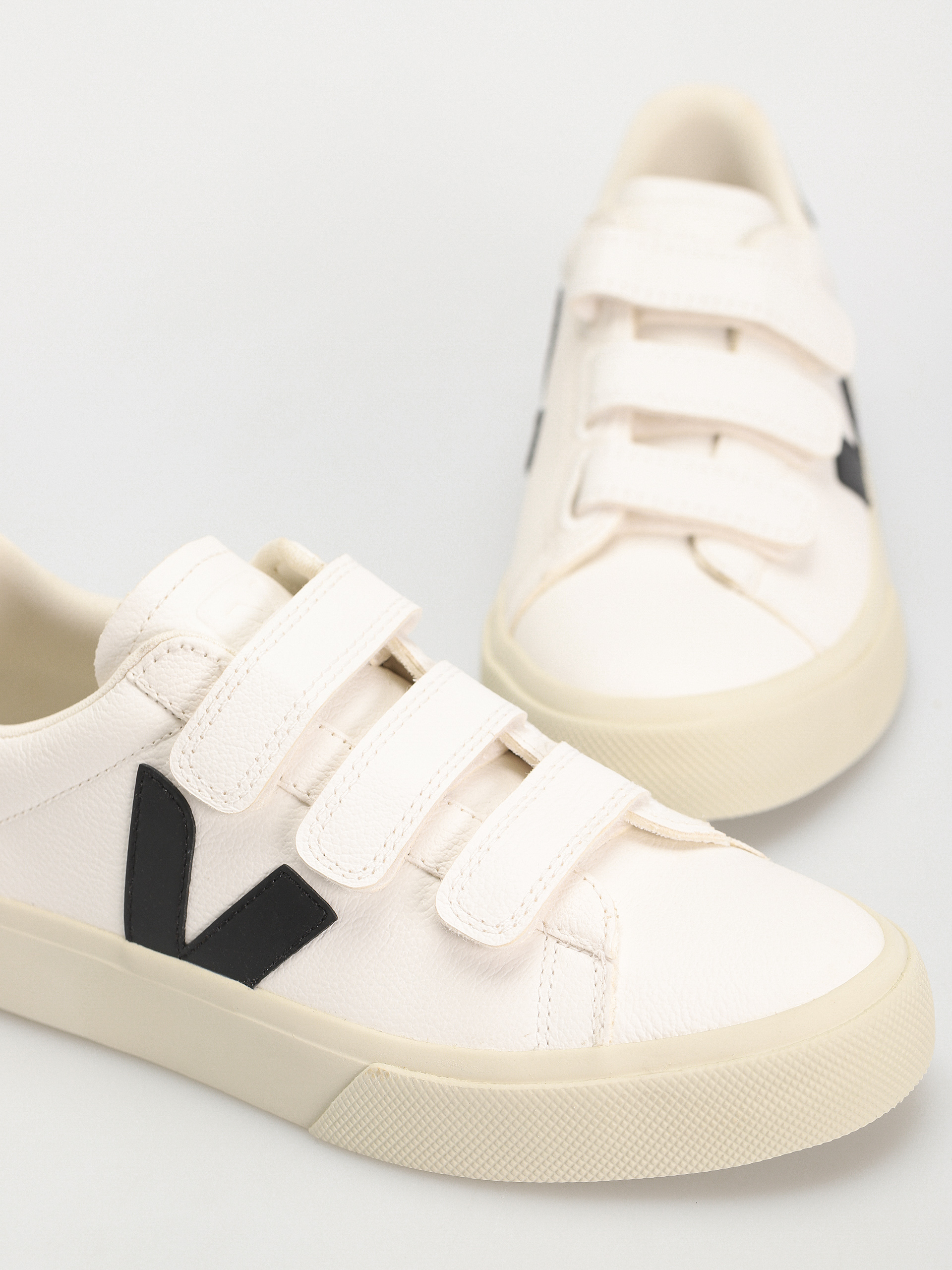 Взуття Veja Recife Logo Wmn (extra white black)