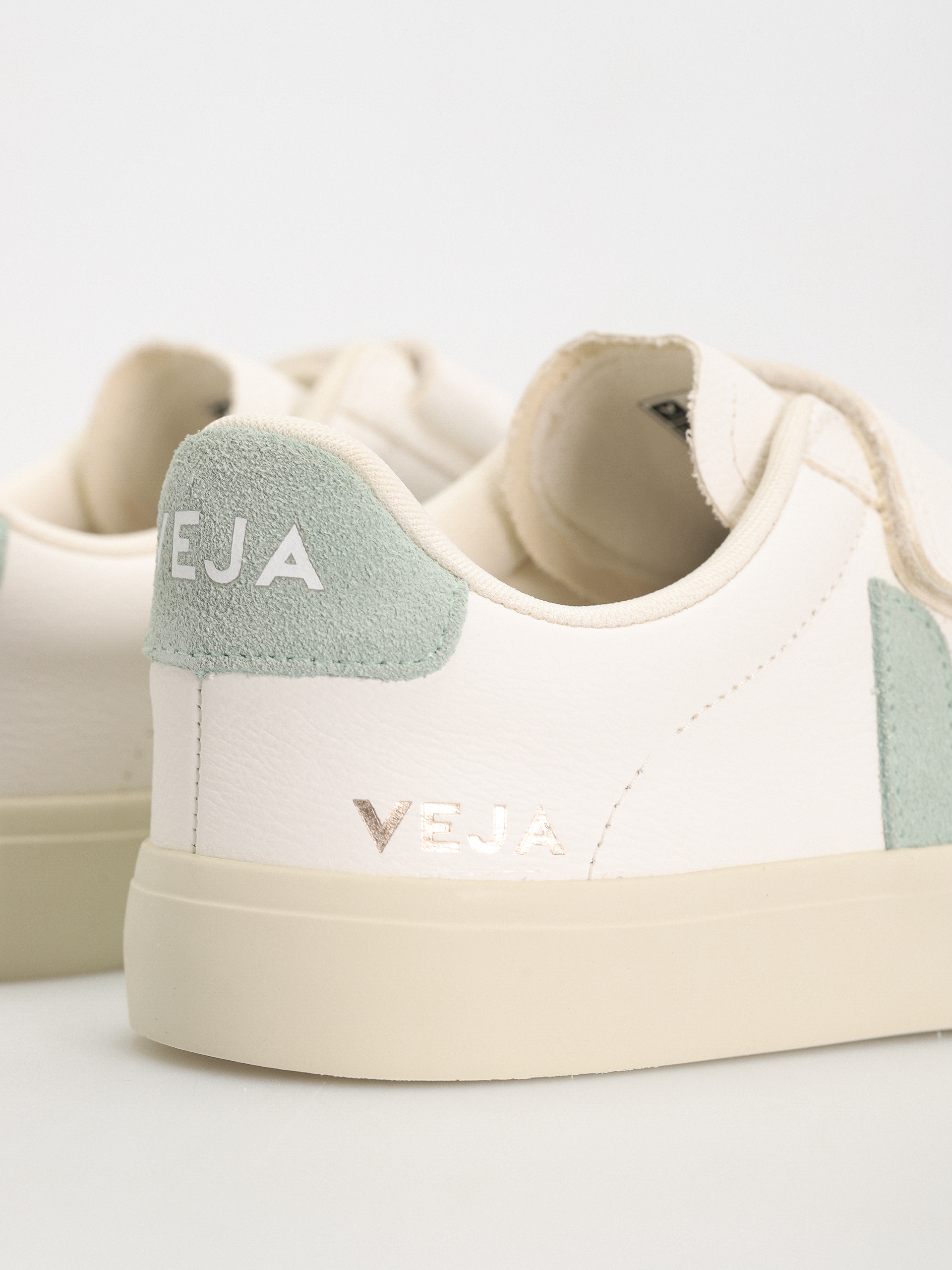 Взуття Veja Recife Logo Wmn (extra white matcha)