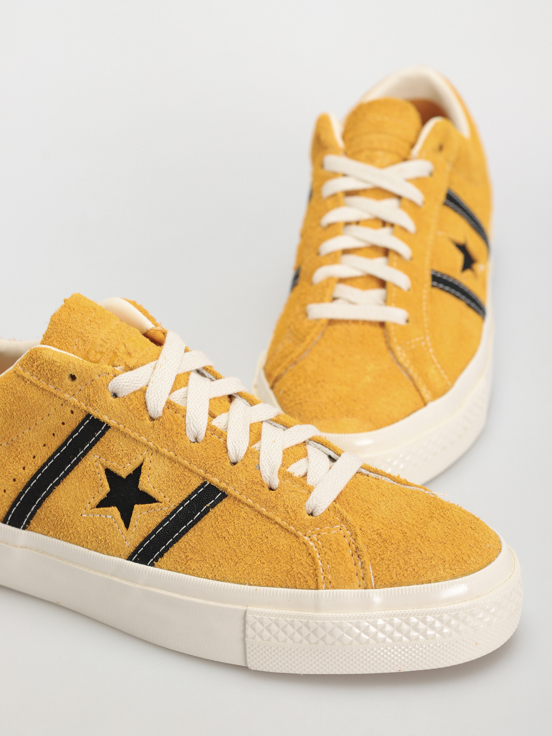 Взуття Converse One Star Academy Pro (light yellow)
