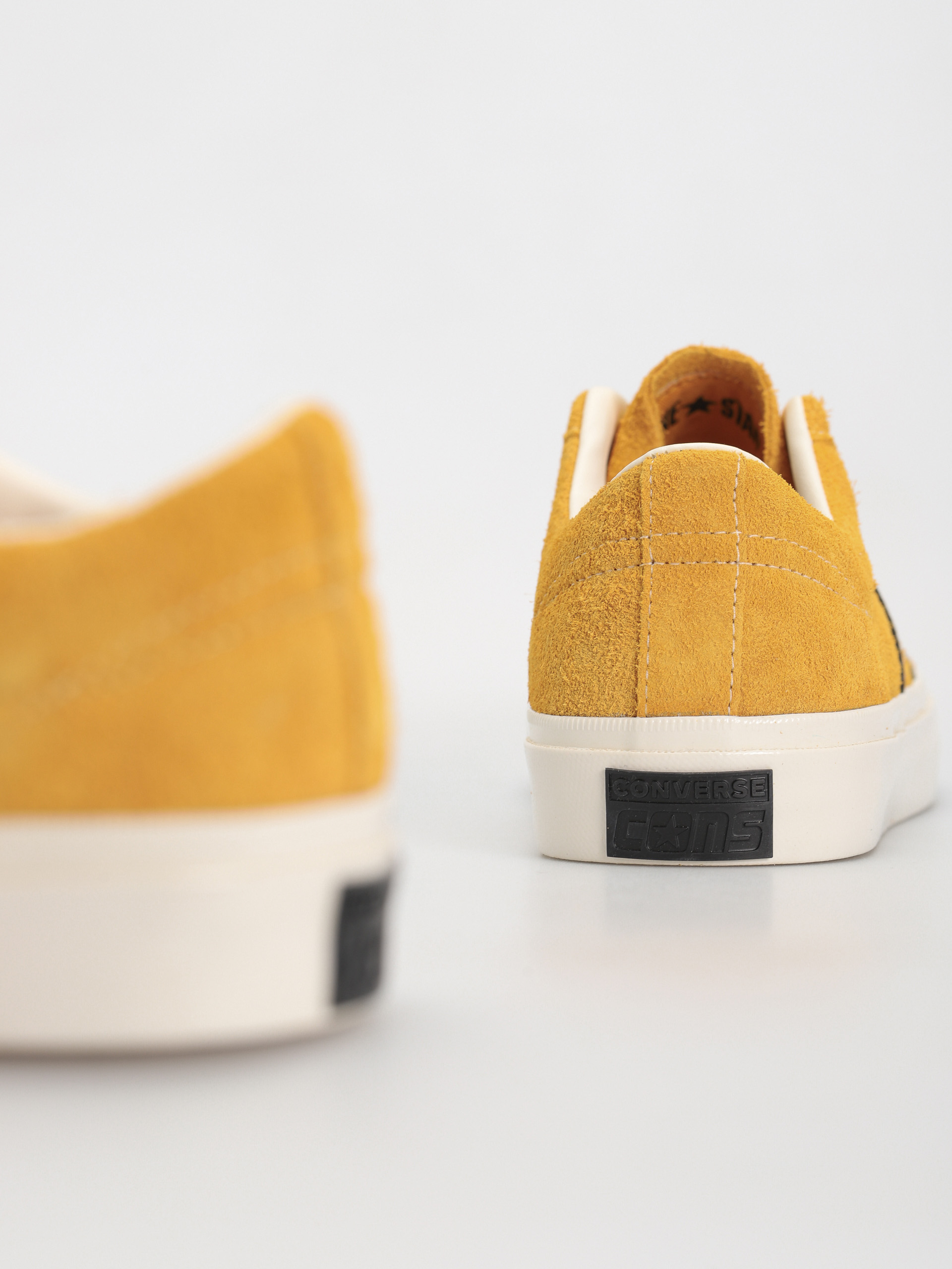 Взуття Converse One Star Academy Pro (light yellow)