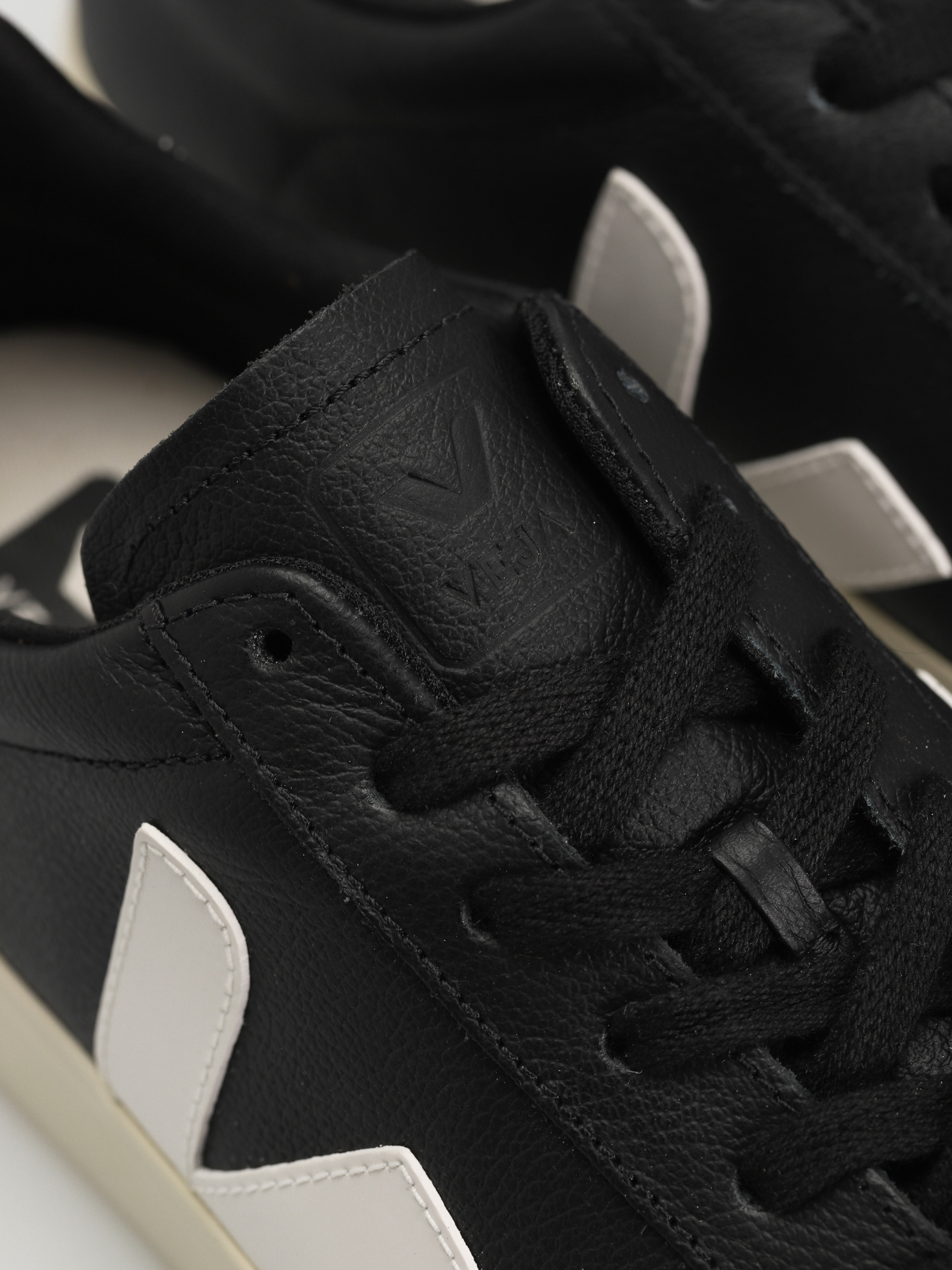 Взуття Veja Campo (black white)