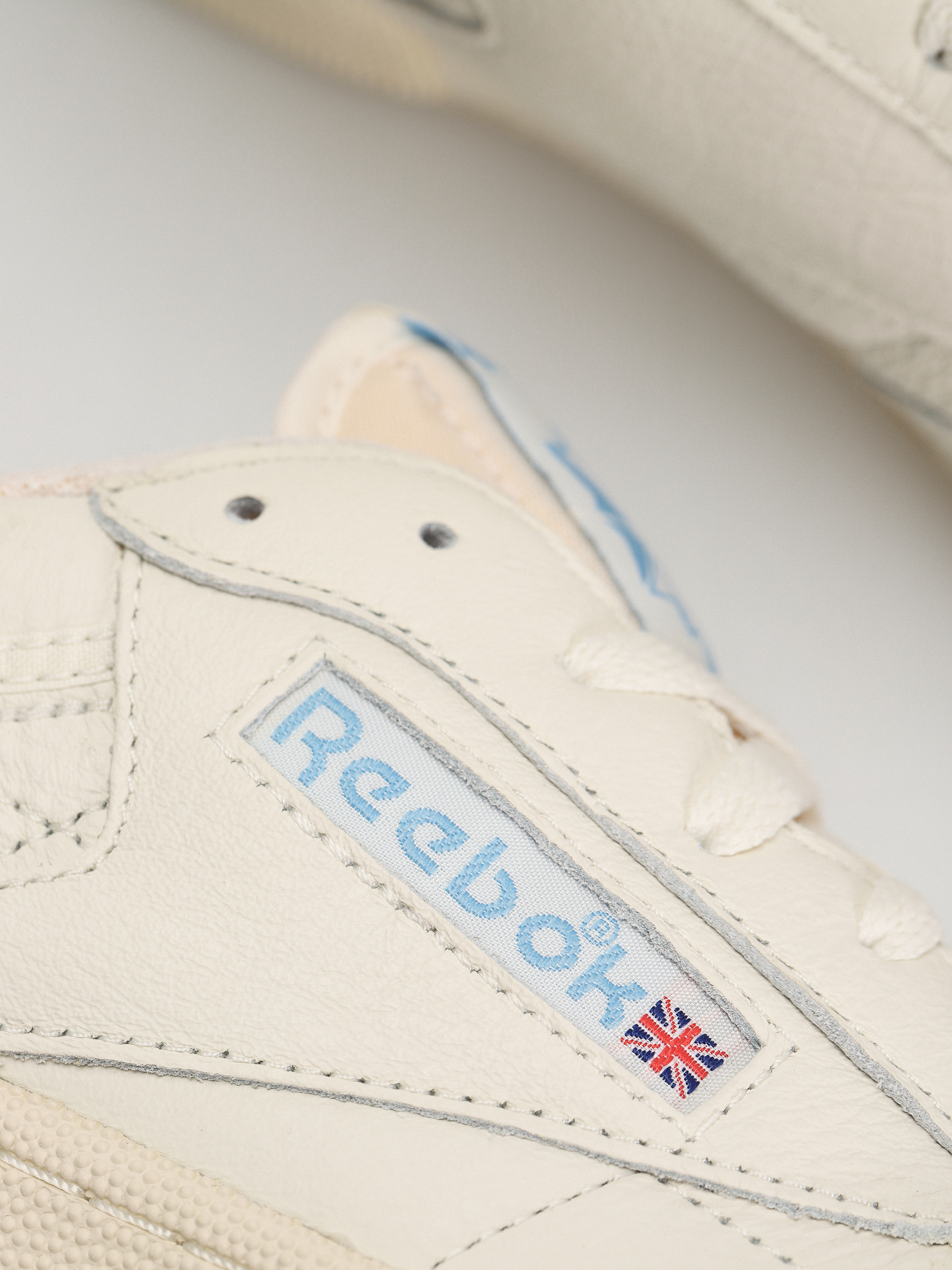 Взуття Reebok Club C 85 Vintage (chalk/alabas/essblu)