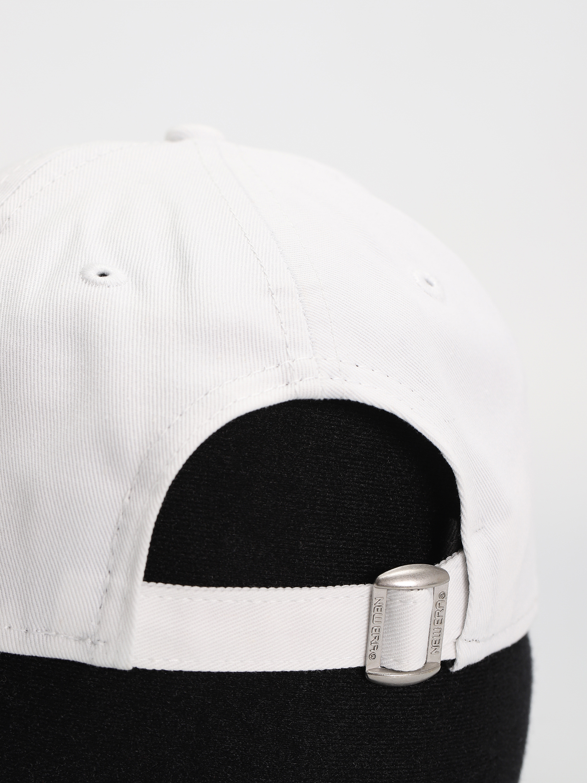 Кепка New Era League Essential 9Forty New York Yankees Wmn (white/white)