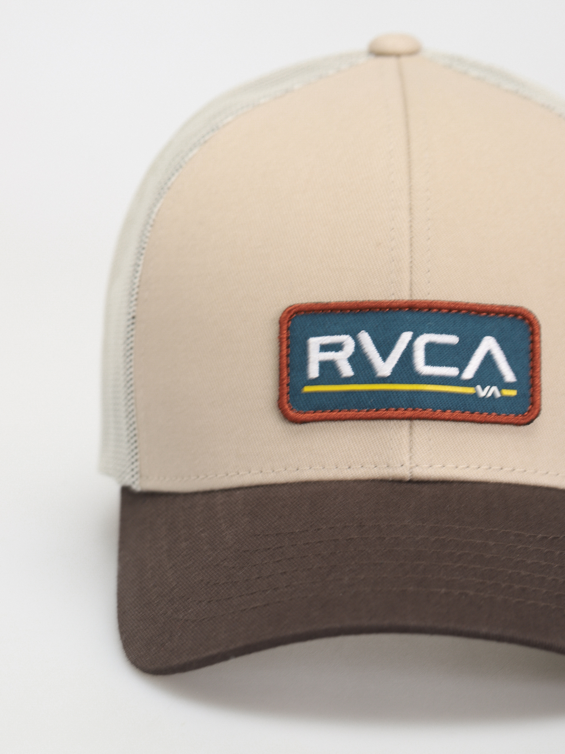 Кепка RVCA Ticket Trucker III (dark khaki)