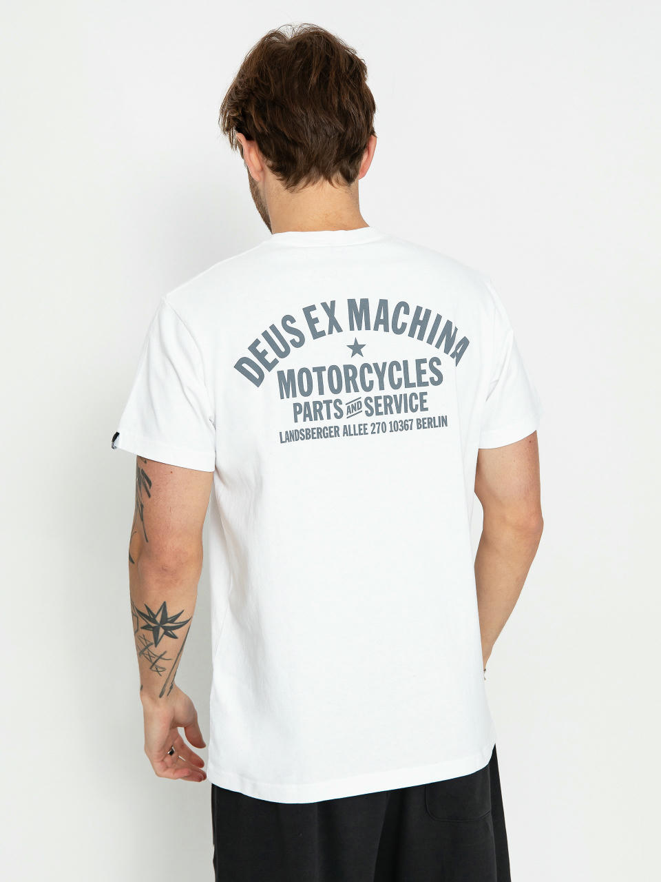 Футболка Deus Ex Machina Berlin Address (white)