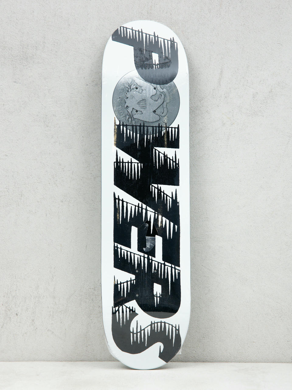 Декa Palace Skateboards Shawn Powers (white/black)