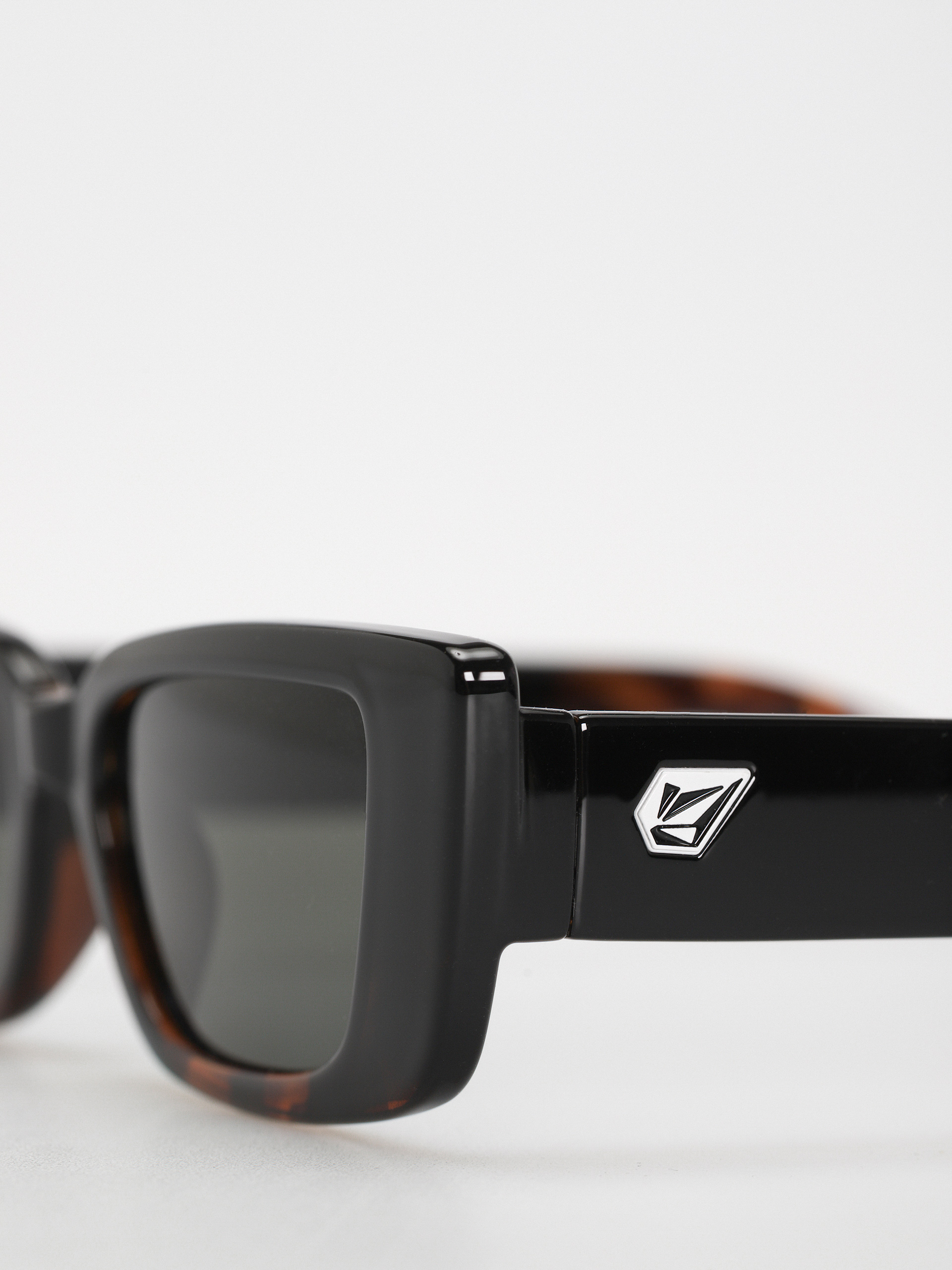 Сонцезахисні окуляри Volcom Strange Land (gloss darkside/gray polar)