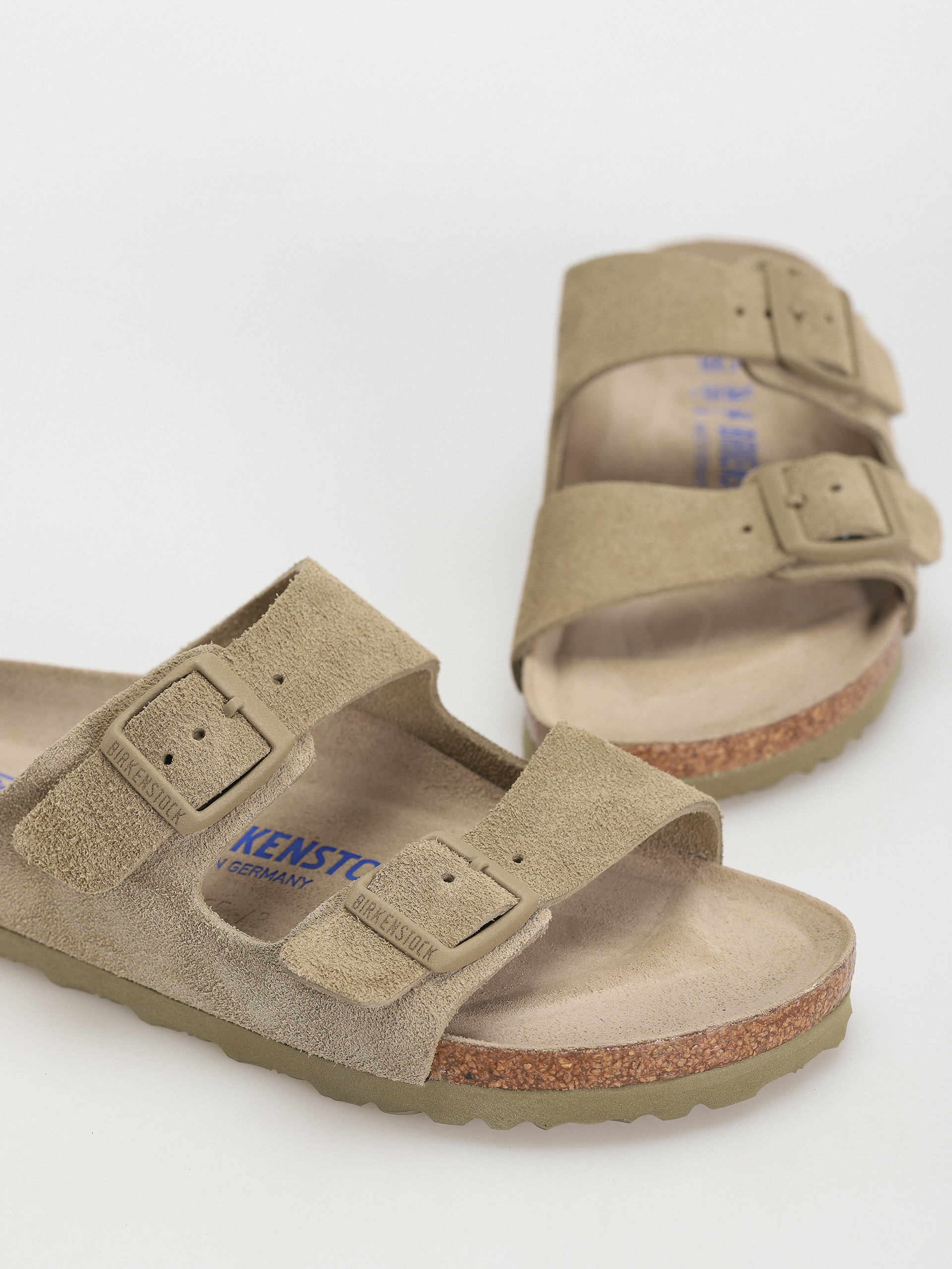 Шльопанці Birkenstock Arizona Suede Leather Narrow Wmn (faded khaki)