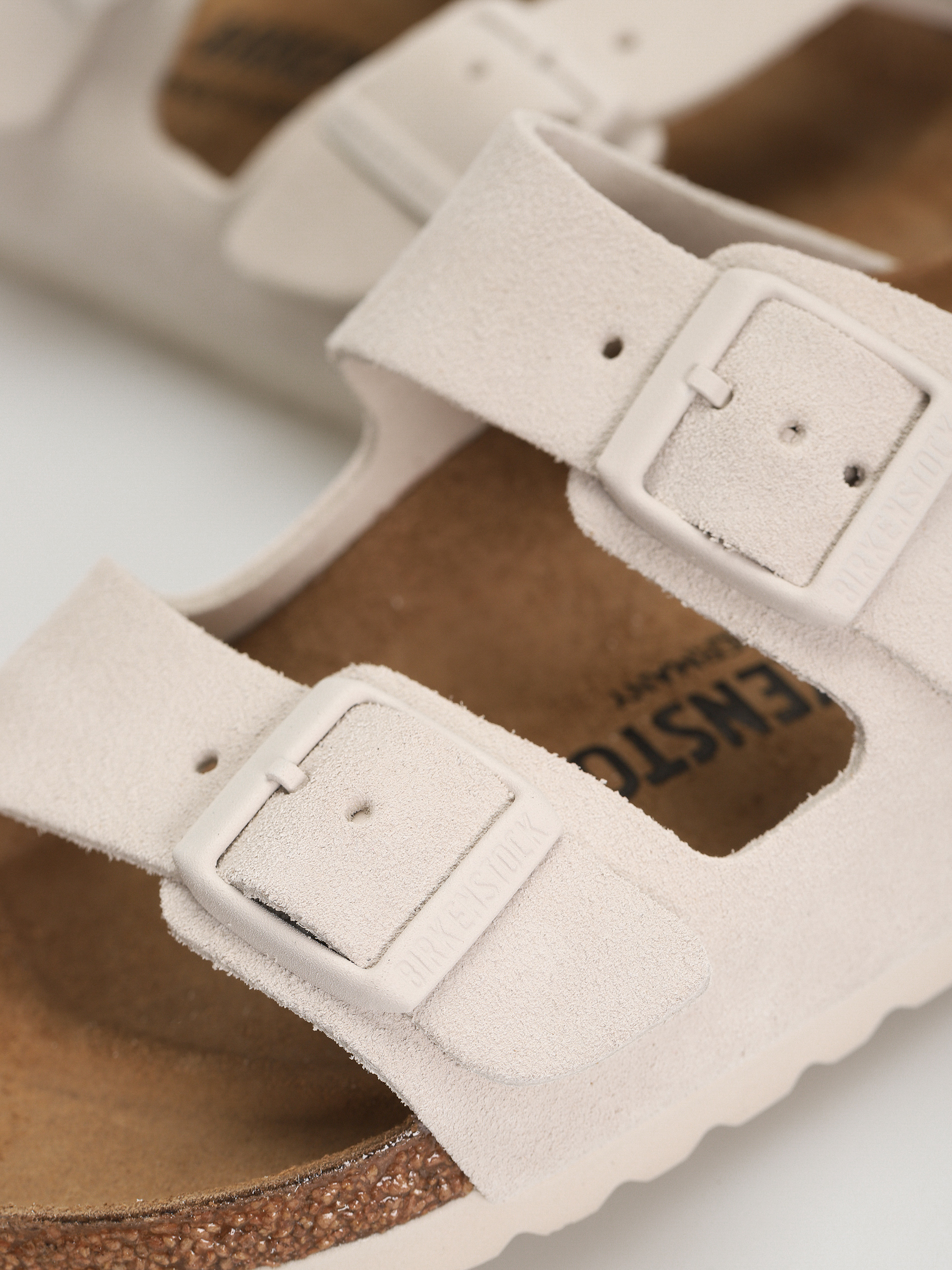Шльопанці Birkenstock Arizona Suede Leather Narrow Wmn (antique white)