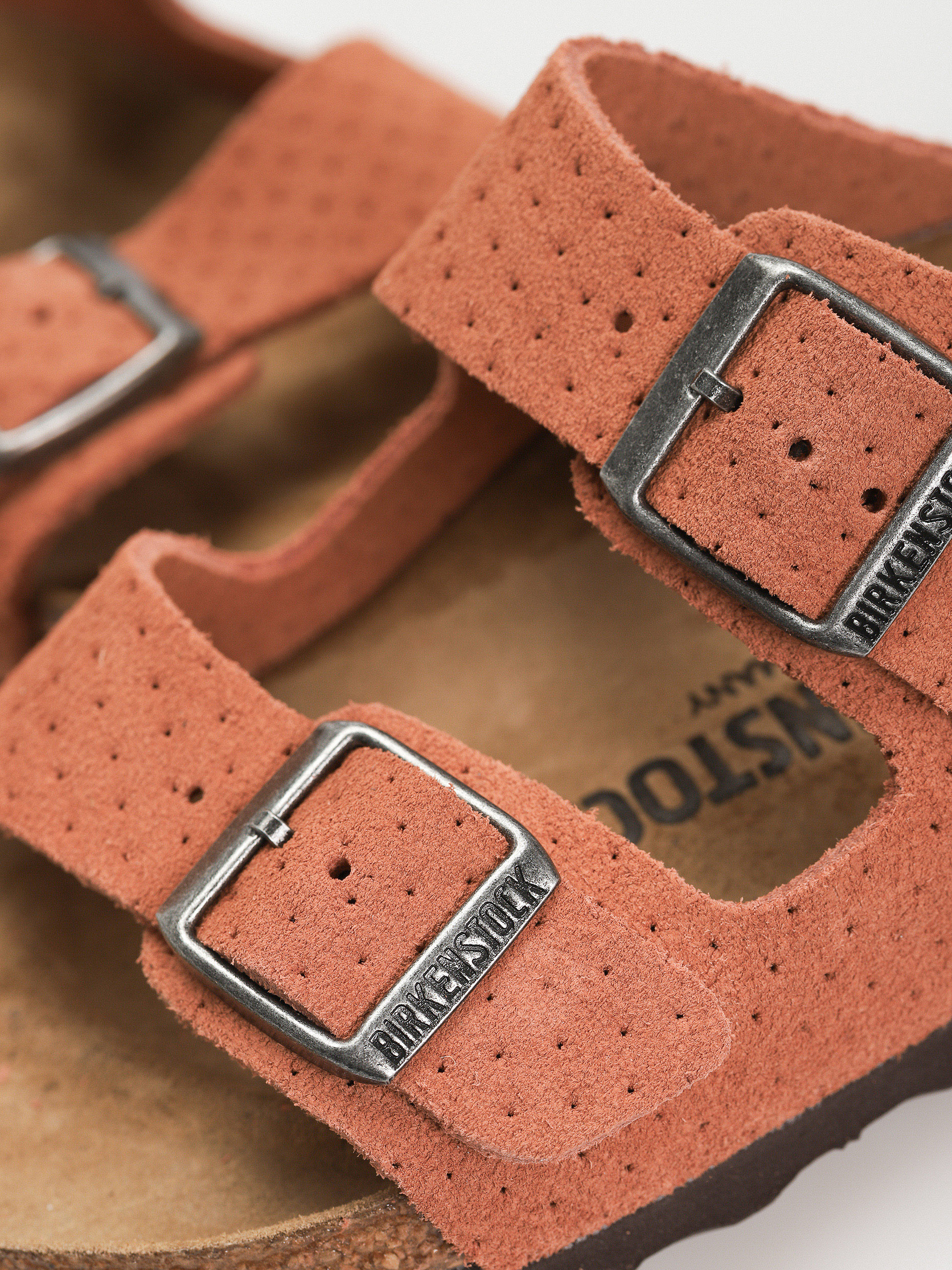 Шльопанці Birkenstock Arizona Suede Embossed Narrow Wmn (emboss dots burnt orange)