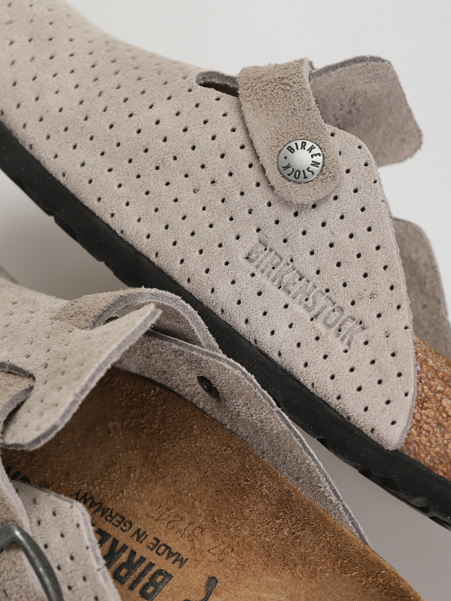 Шльопанці Birkenstock Boston Suede Embossed Narrow Wmn (emboss dots stone coin)