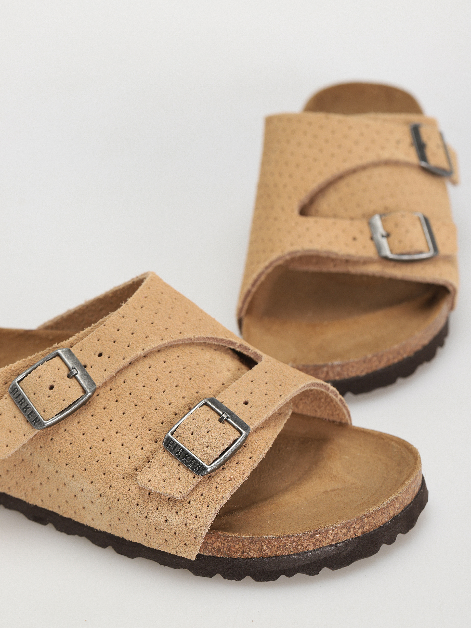 Шльопанці Birkenstock Zurich Suede Embossed Narrow Wmn (emboss dots new beige)