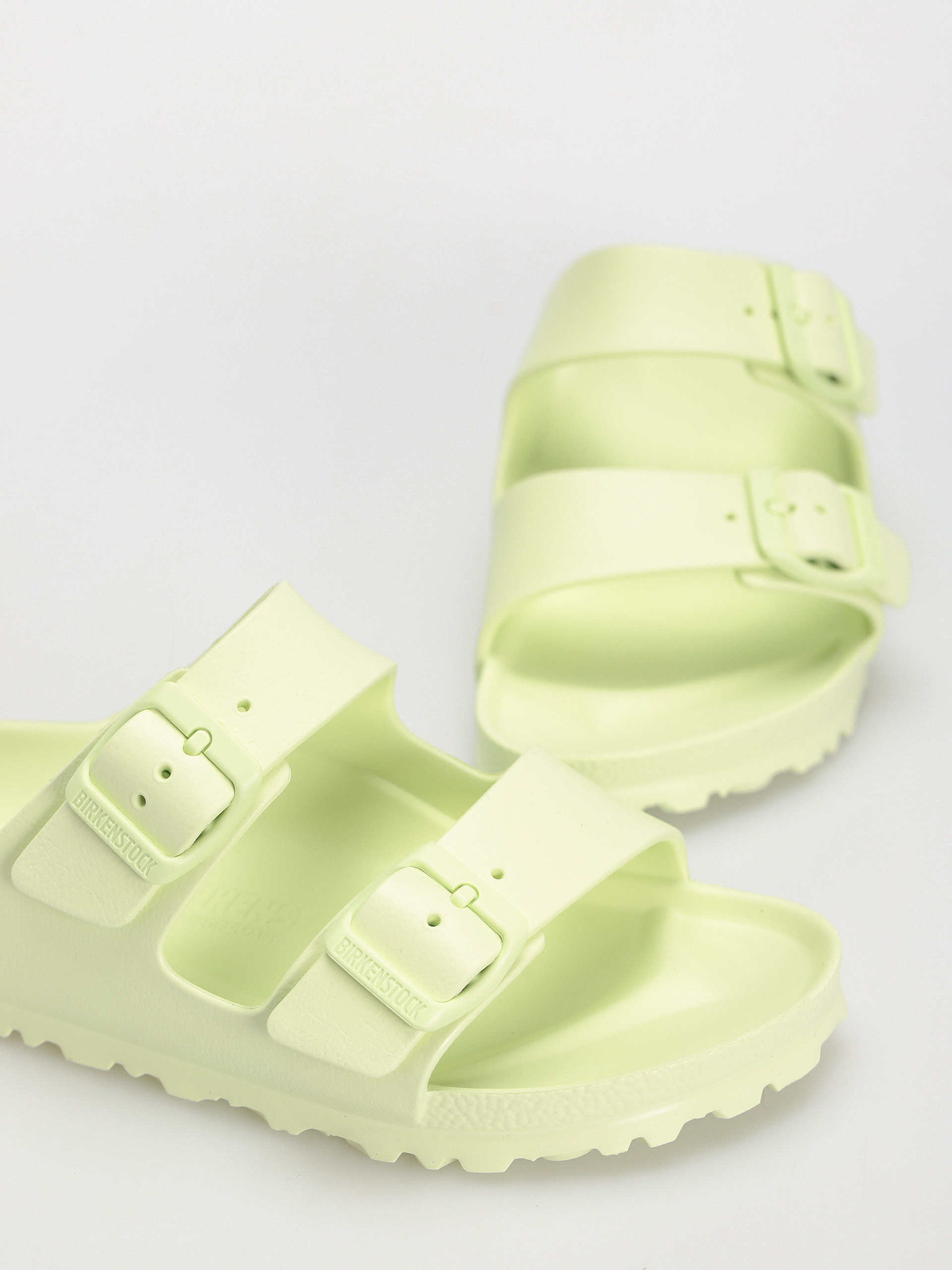 Шльопанці Birkenstock Arizona Essentials EVA Narrow Wmn (faded lime)