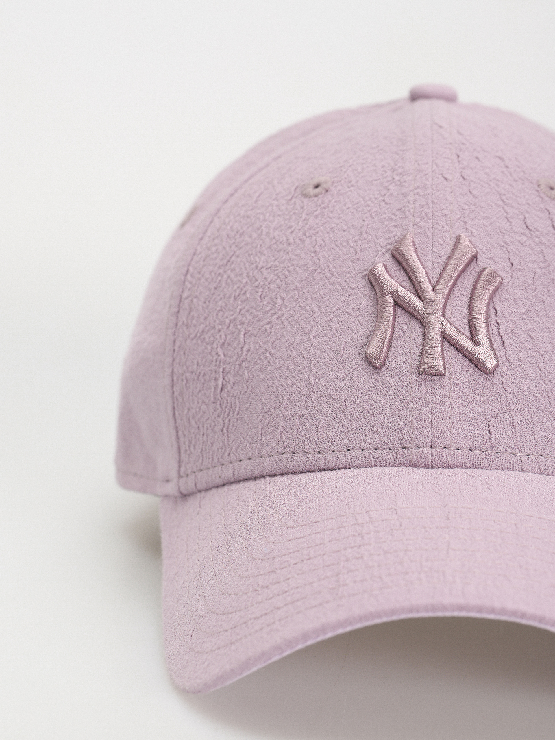 Кепка New Era Bubble Stitch 9Forty New York Yankees Wmn (purple)