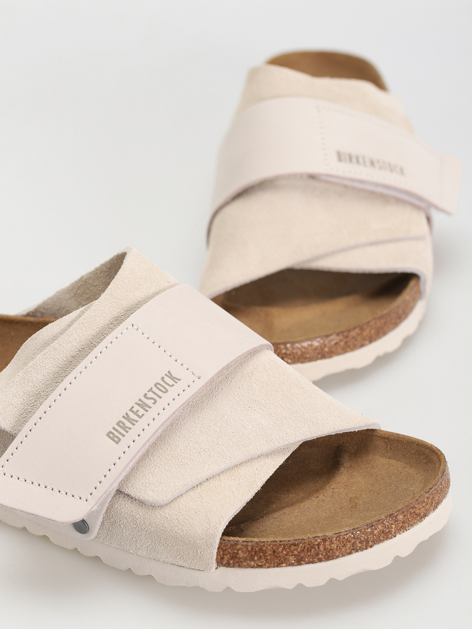 Шльопанці Birkenstock Kyoto Nubuck Suede Leather Narrow Wmn (antique white)