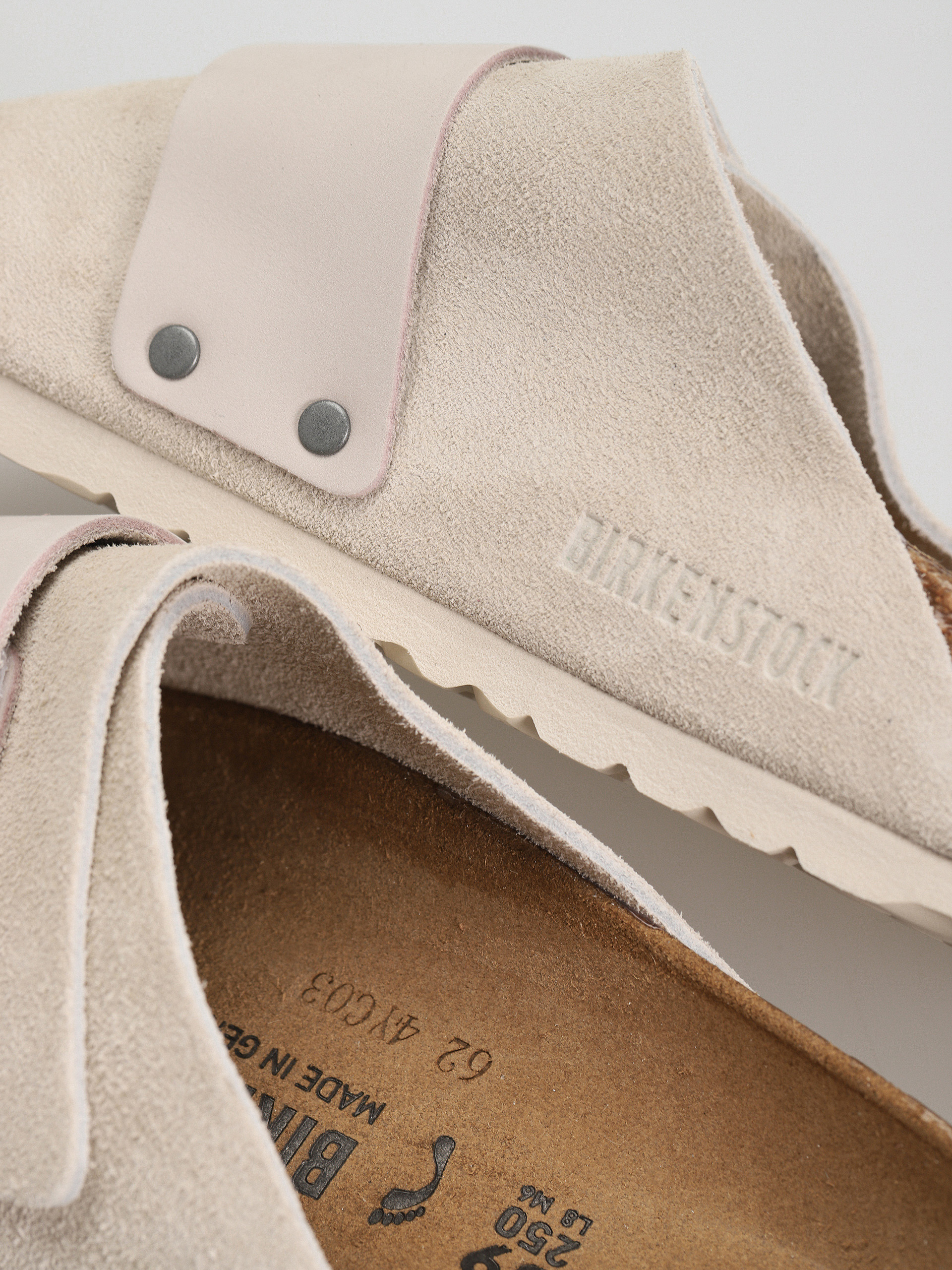 Шльопанці Birkenstock Kyoto Nubuck Suede Leather Narrow Wmn (antique white)