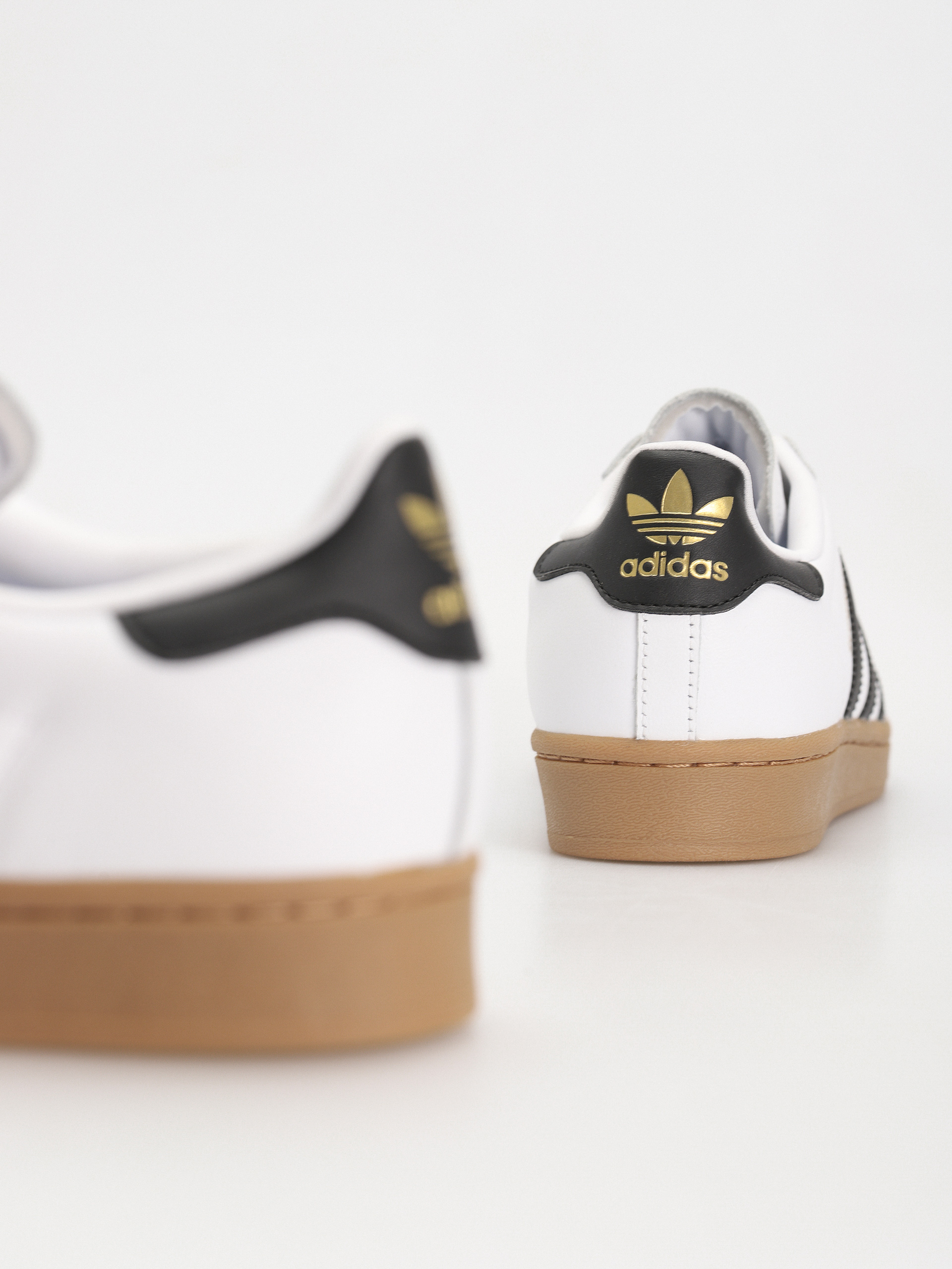 Взуття adidas Superstar ADV (ftwwht/cblack/gum4)