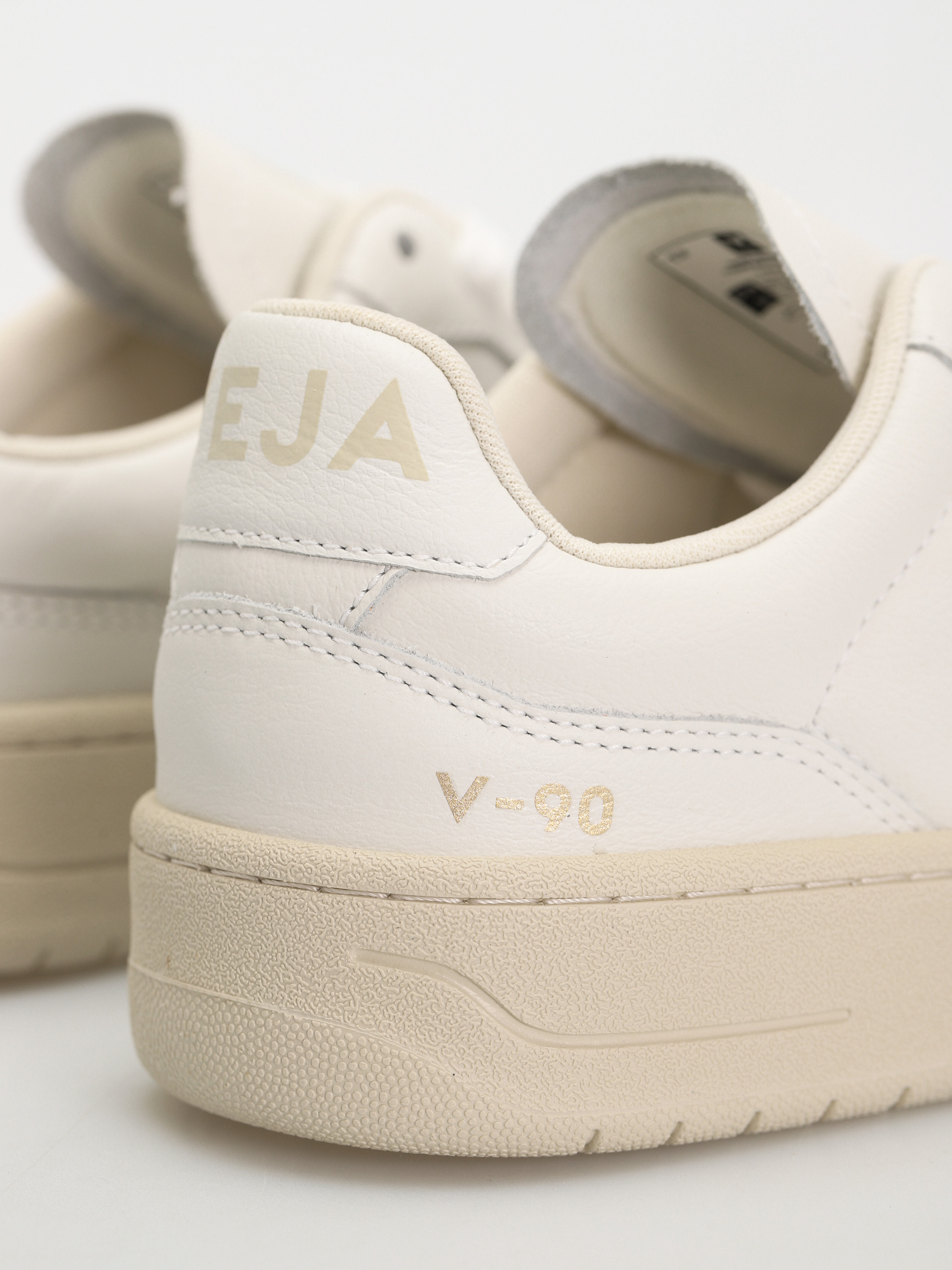 Взуття Veja V-90 Wmn (extra white)