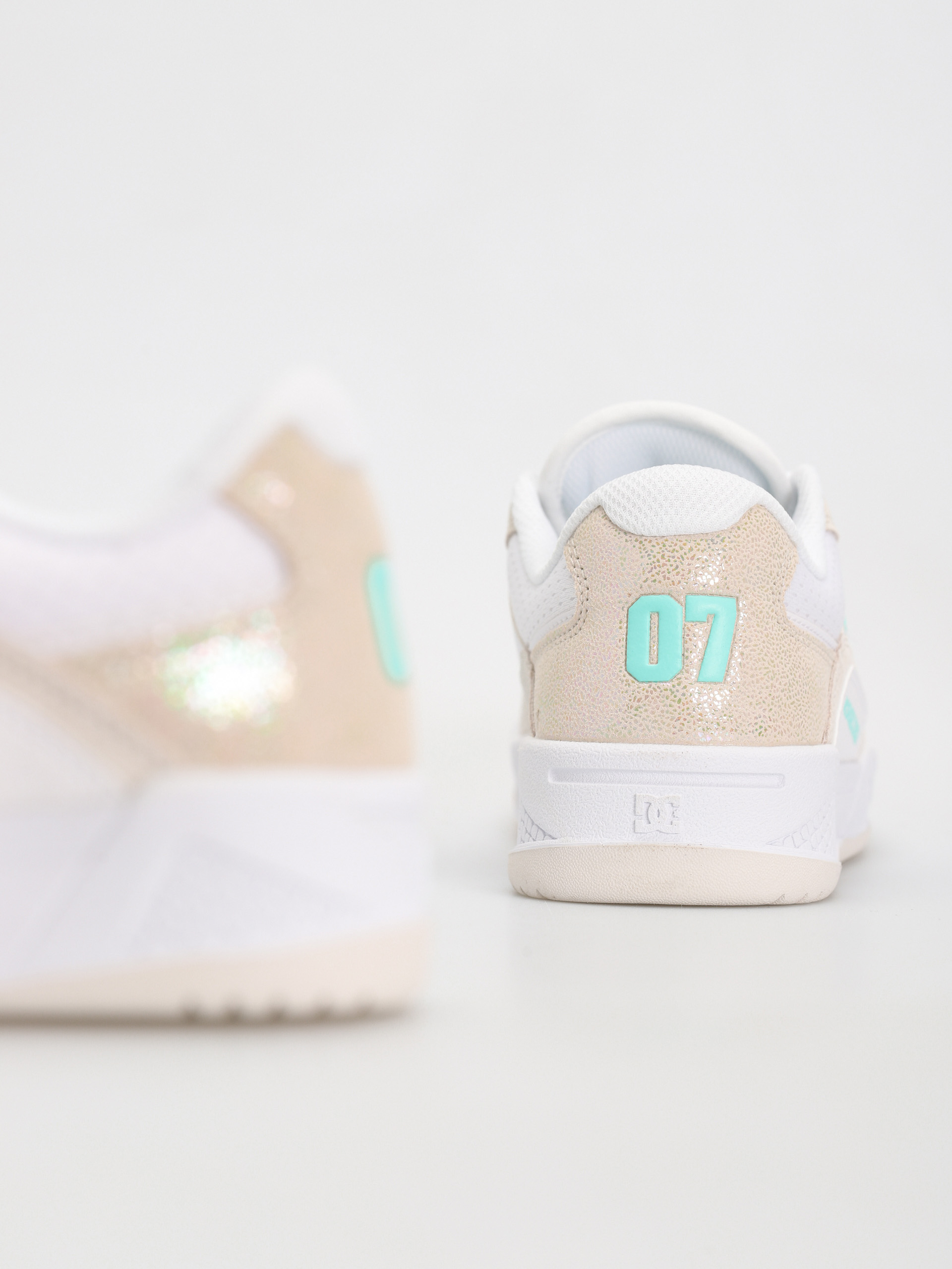 Взуття DC Construct Wmn (white/white/monogram)