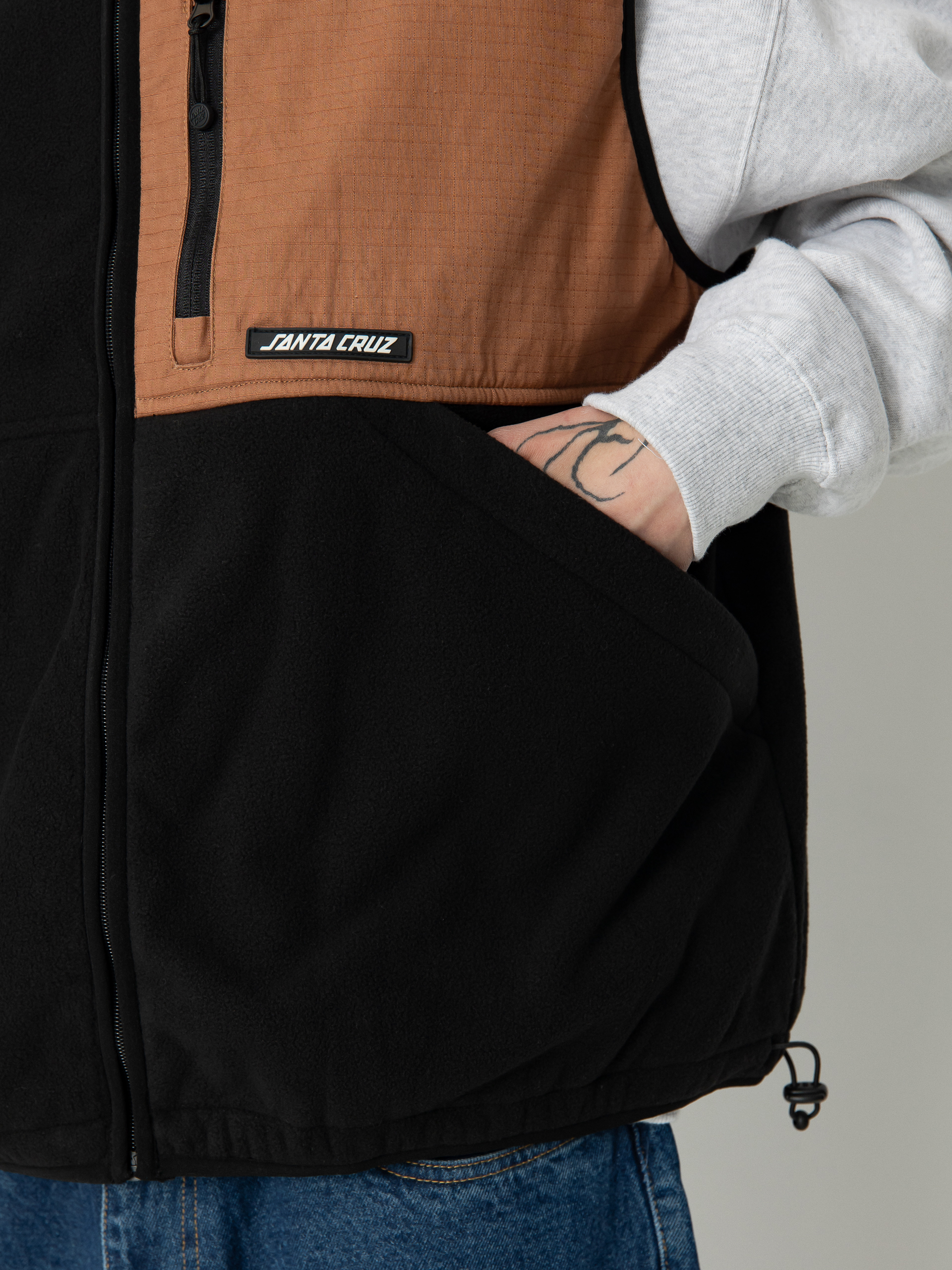 Безрукавка Santa Cruz Darwin (black)