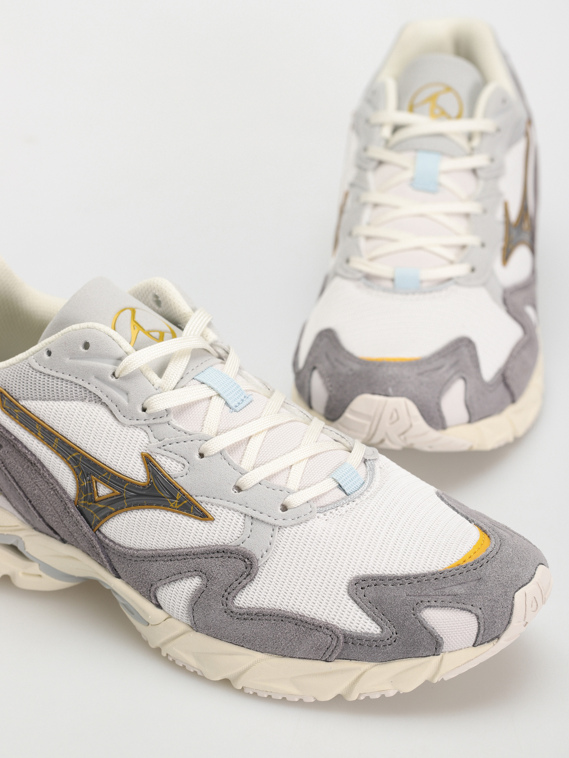 Взуття Mizuno Wave Rider 10 (nimbus cloud/black oyster/quiet shade)