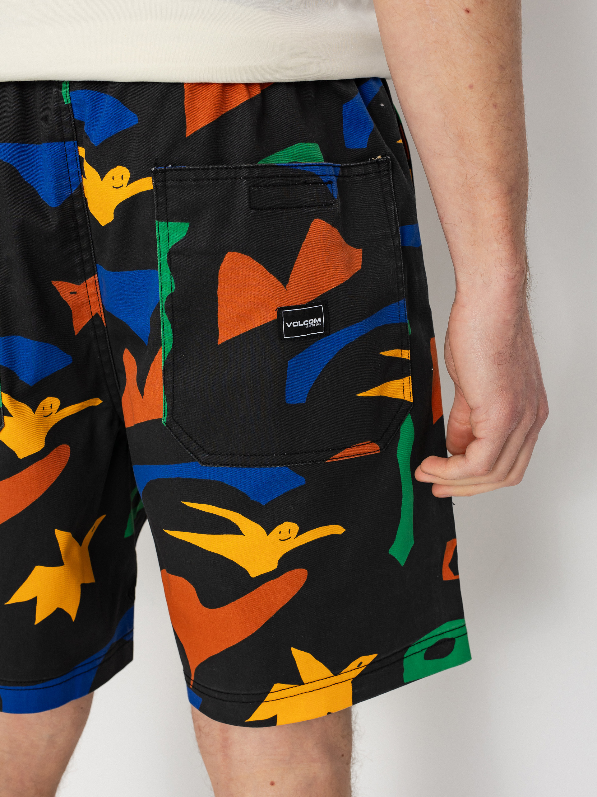 Шорти Volcom Fa Arthur Longo Ew 18 (black)