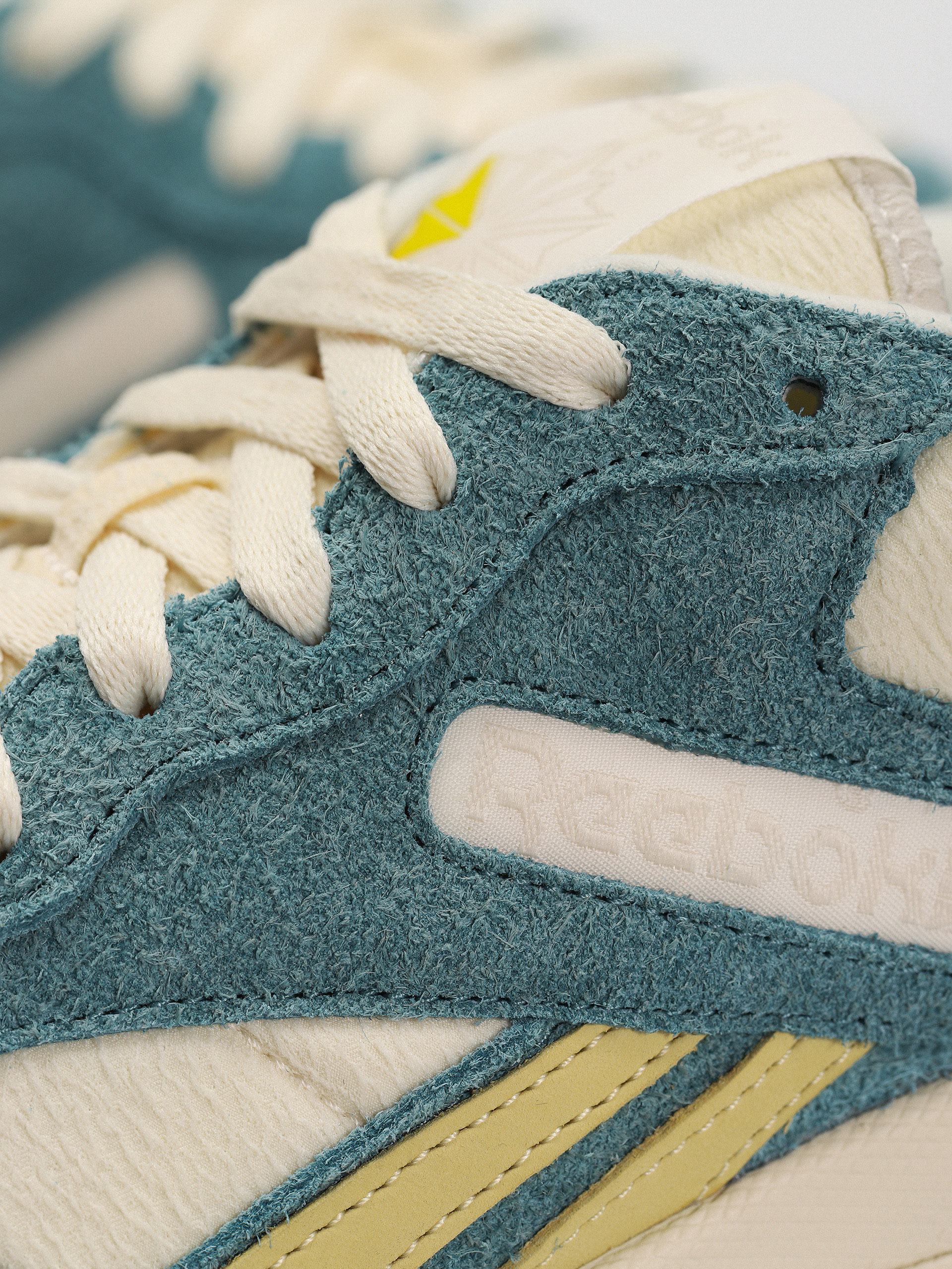 Взуття Reebok Dl5000 (luxblue/ylwflmt/creamwht)