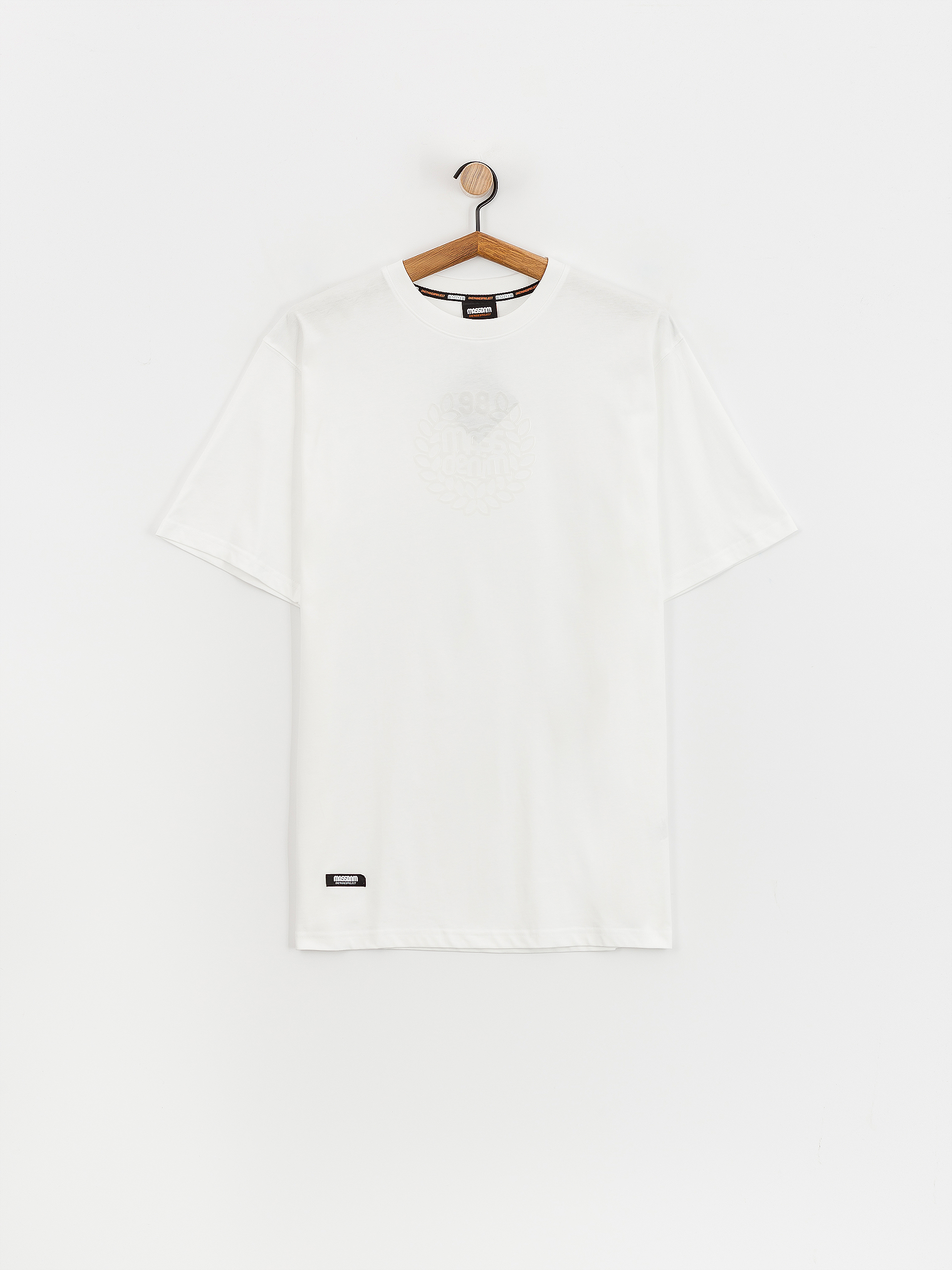 Футболка MassDnm Base Light (off white)