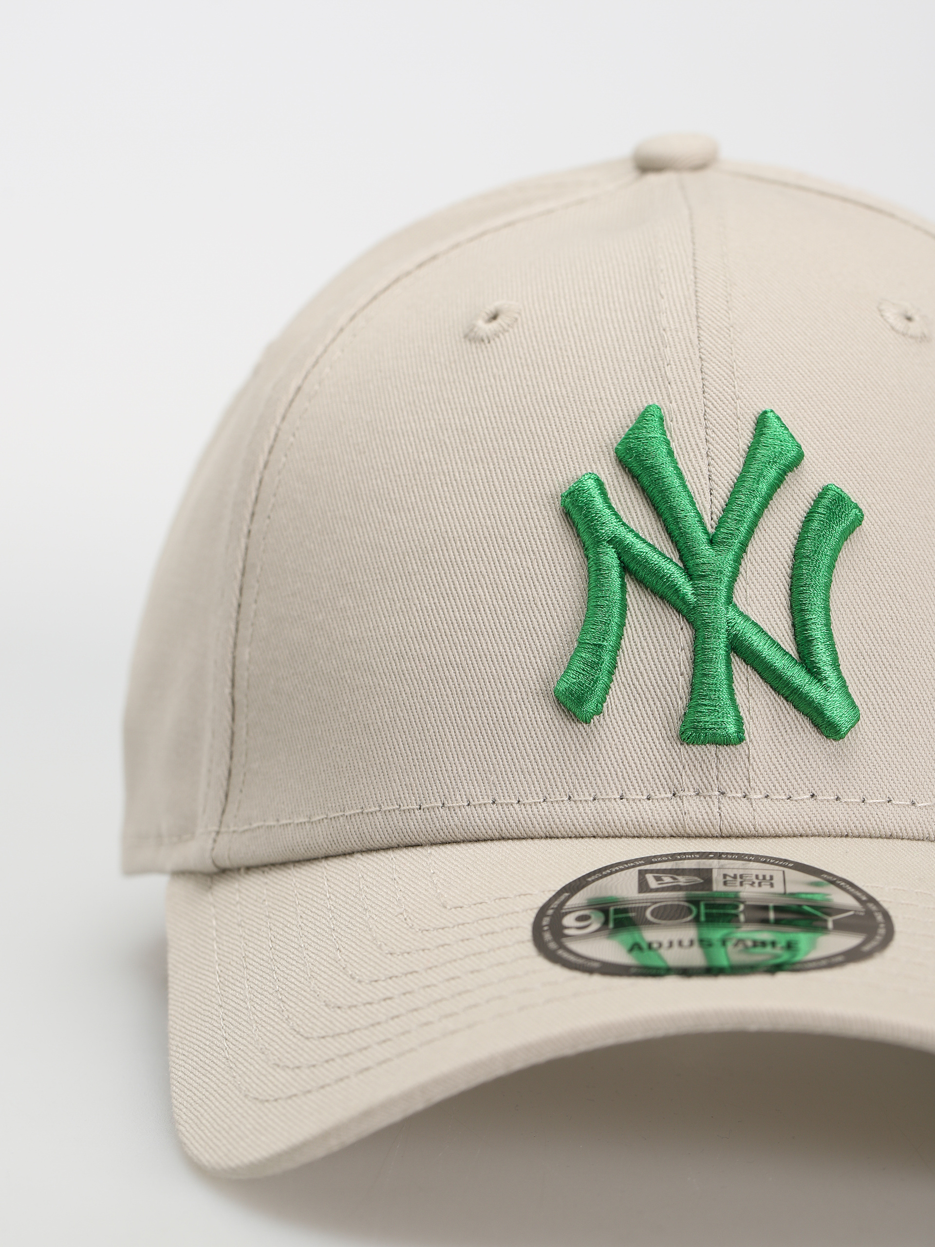 Кепка New Era League Essential 9Forty New York Yankees (beige/green)