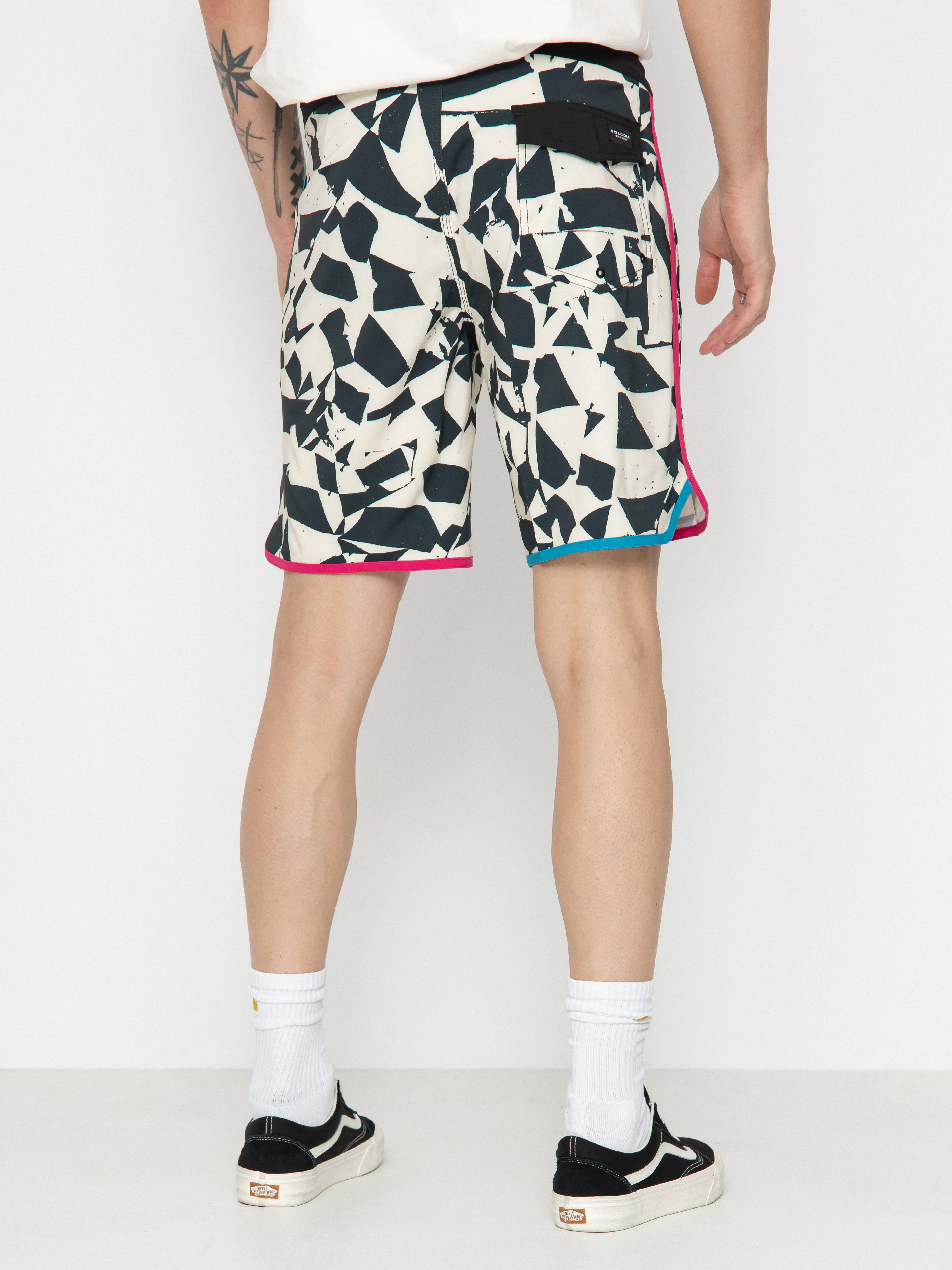 Пляжні шорти Volcom Lido Print Scallop Mod 19 (black white)