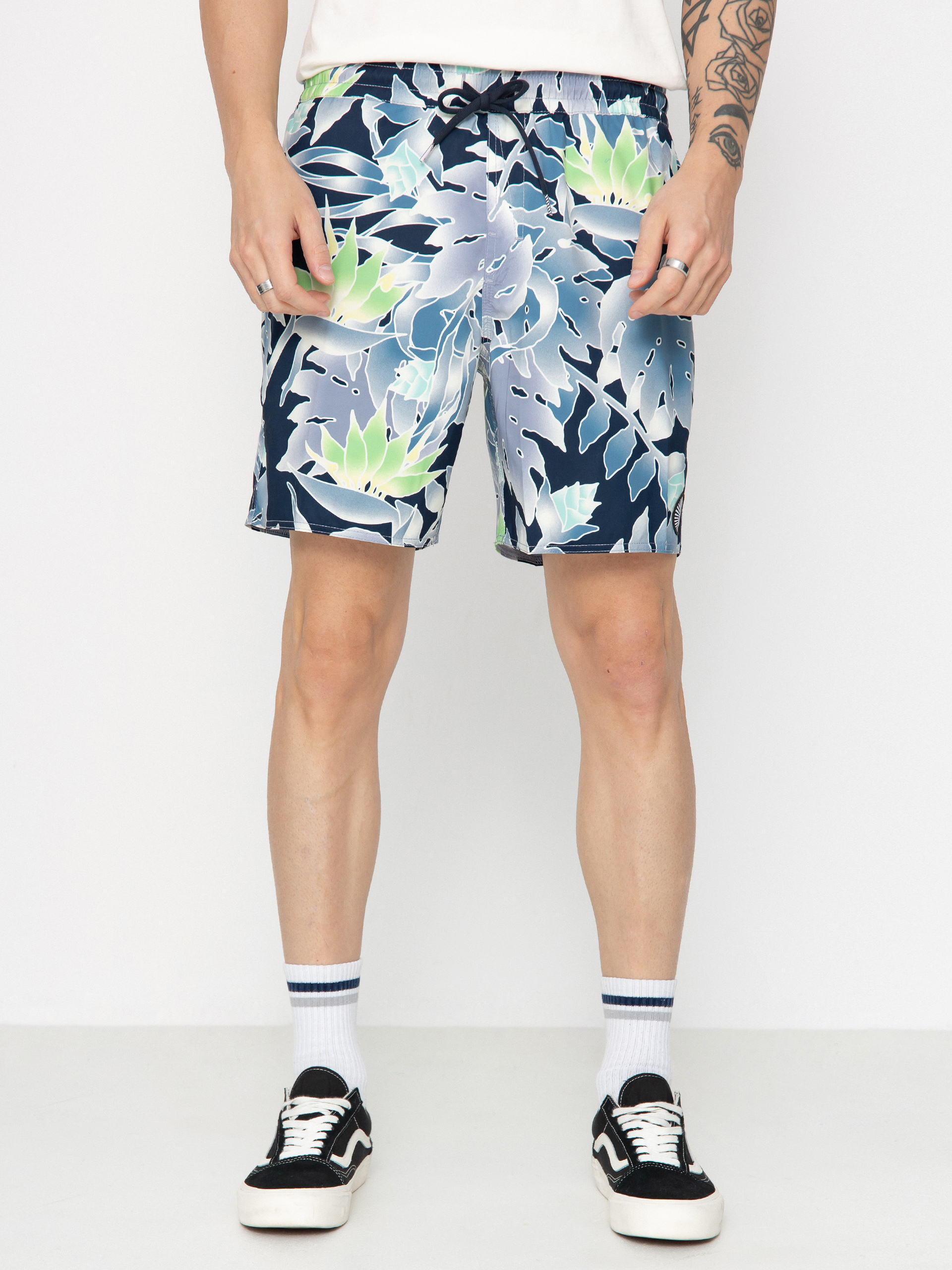 u0428u043eu0440u0442u0438 Volcom Lido Print 17 (navy)