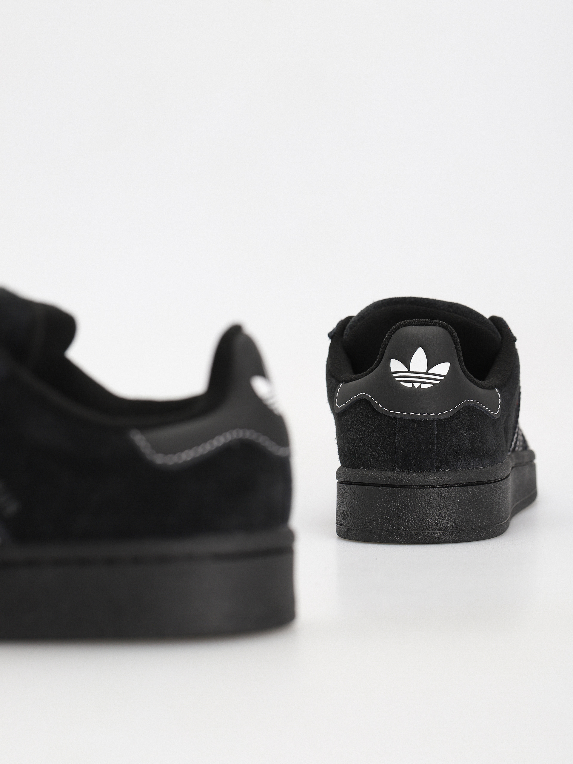 Взуття adidas Campus 00s (cblack/cblack/ftwwht)