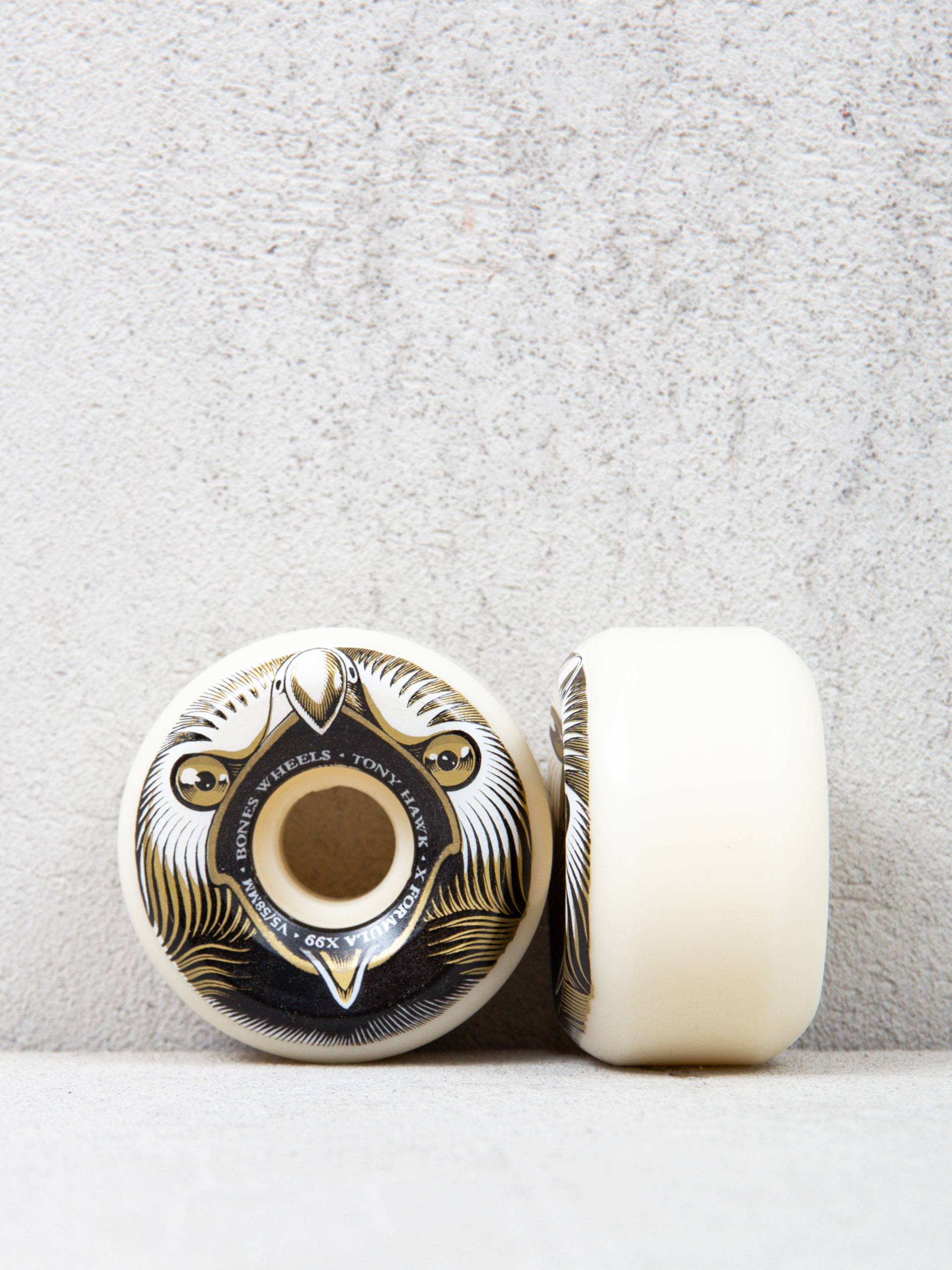 Колеса Bones X Formula Hawk Beak & Destroy V5 Sidecut 99A (natural/black/gold)