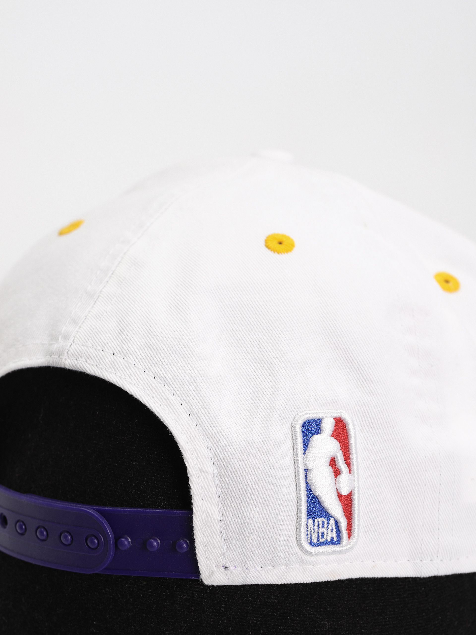 Кепка New Era Washed NBA Golfer Los Angeles Lakers (white/purple)