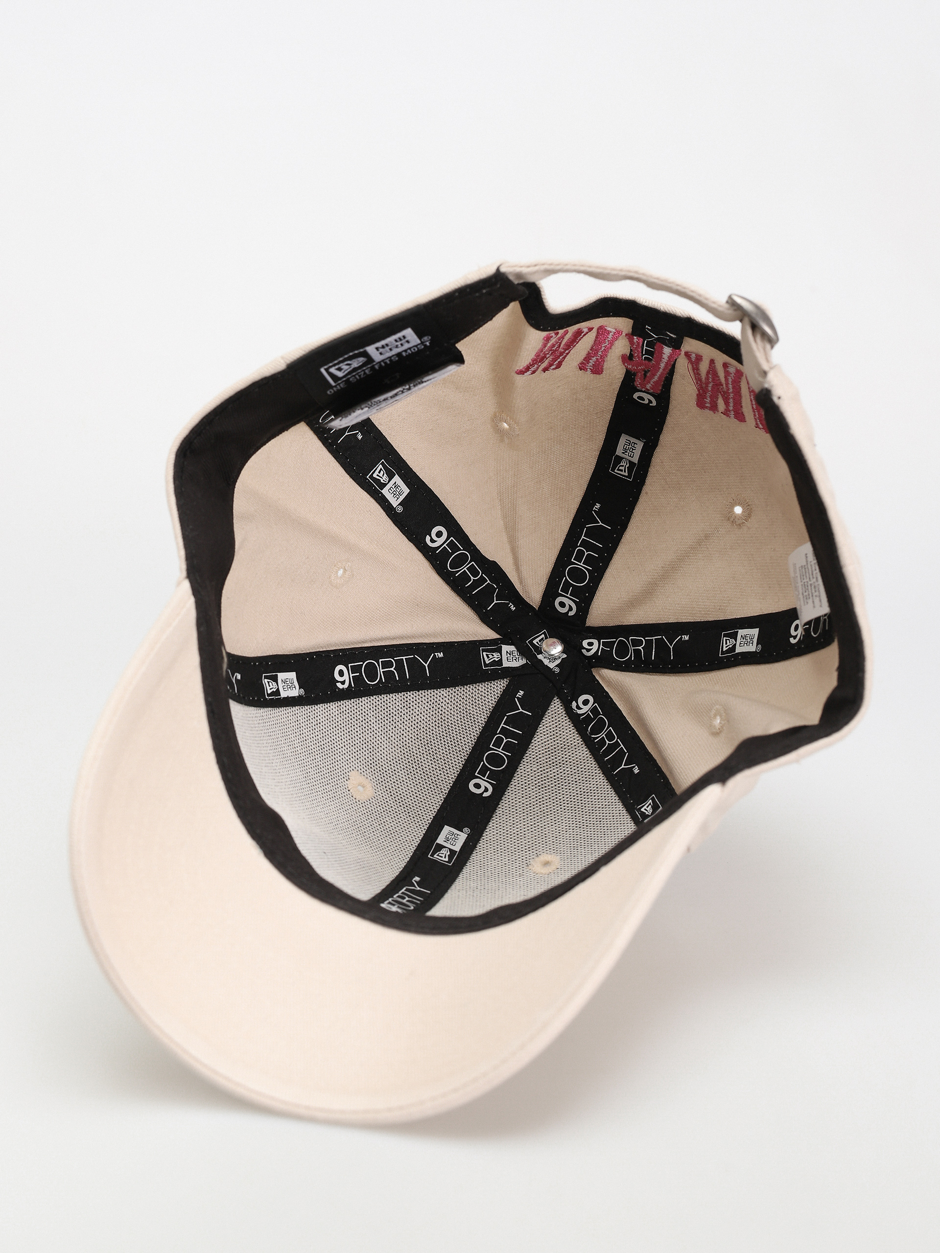 Кепка New Era Character 9Forty (stone)