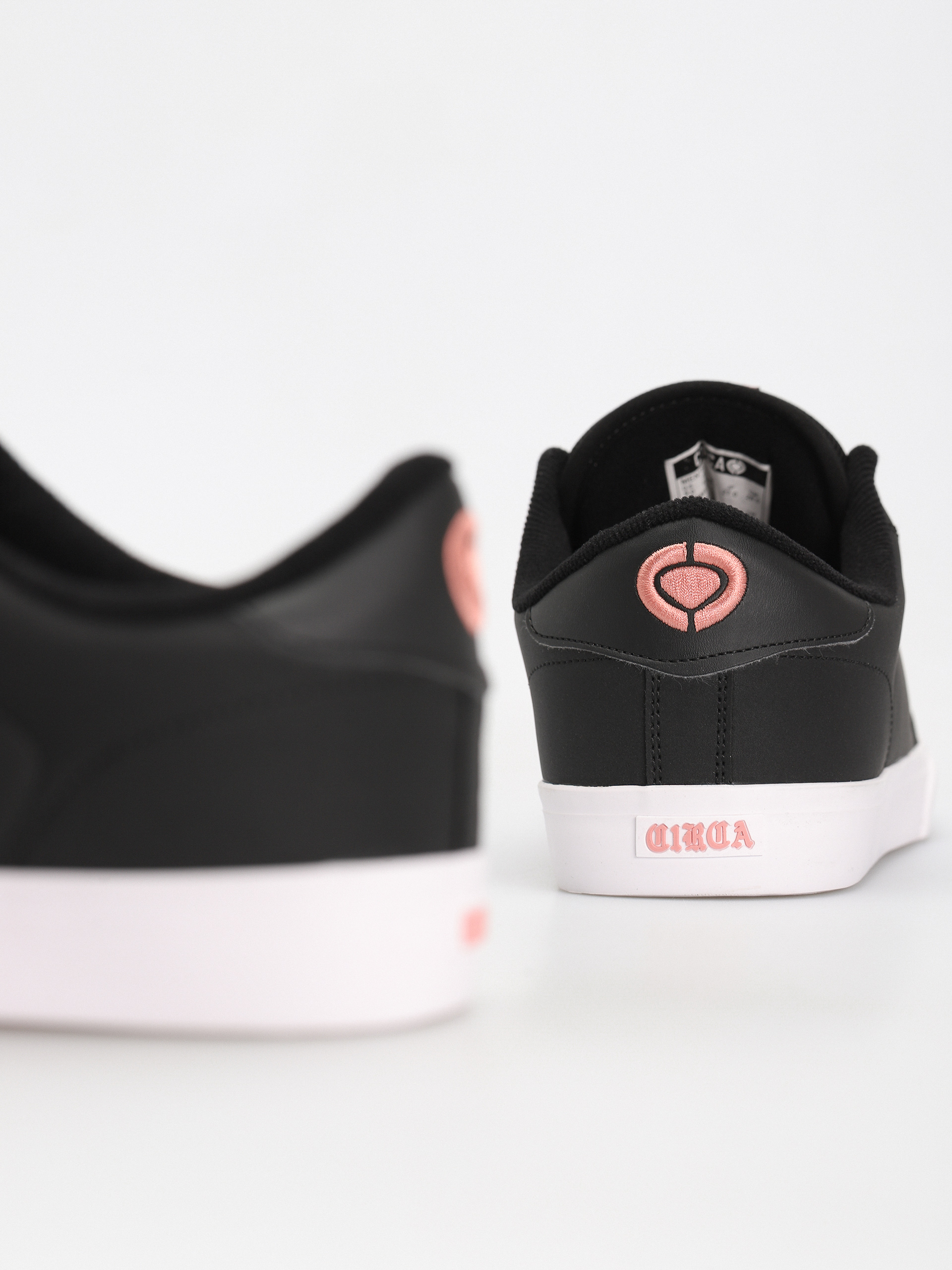 Взуття Circa Al50 Pro (jet black/salmon)